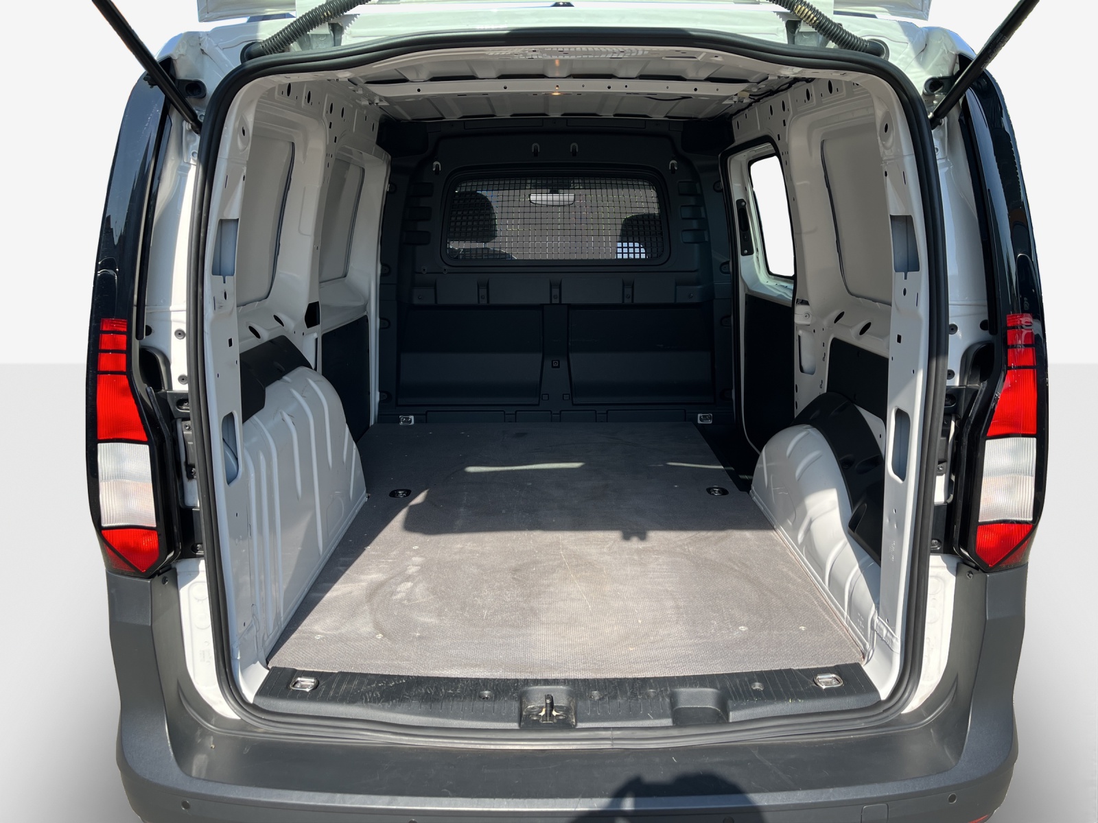 VW Caddy Cargo 2.0TDI Maxi 4Motion-image-12