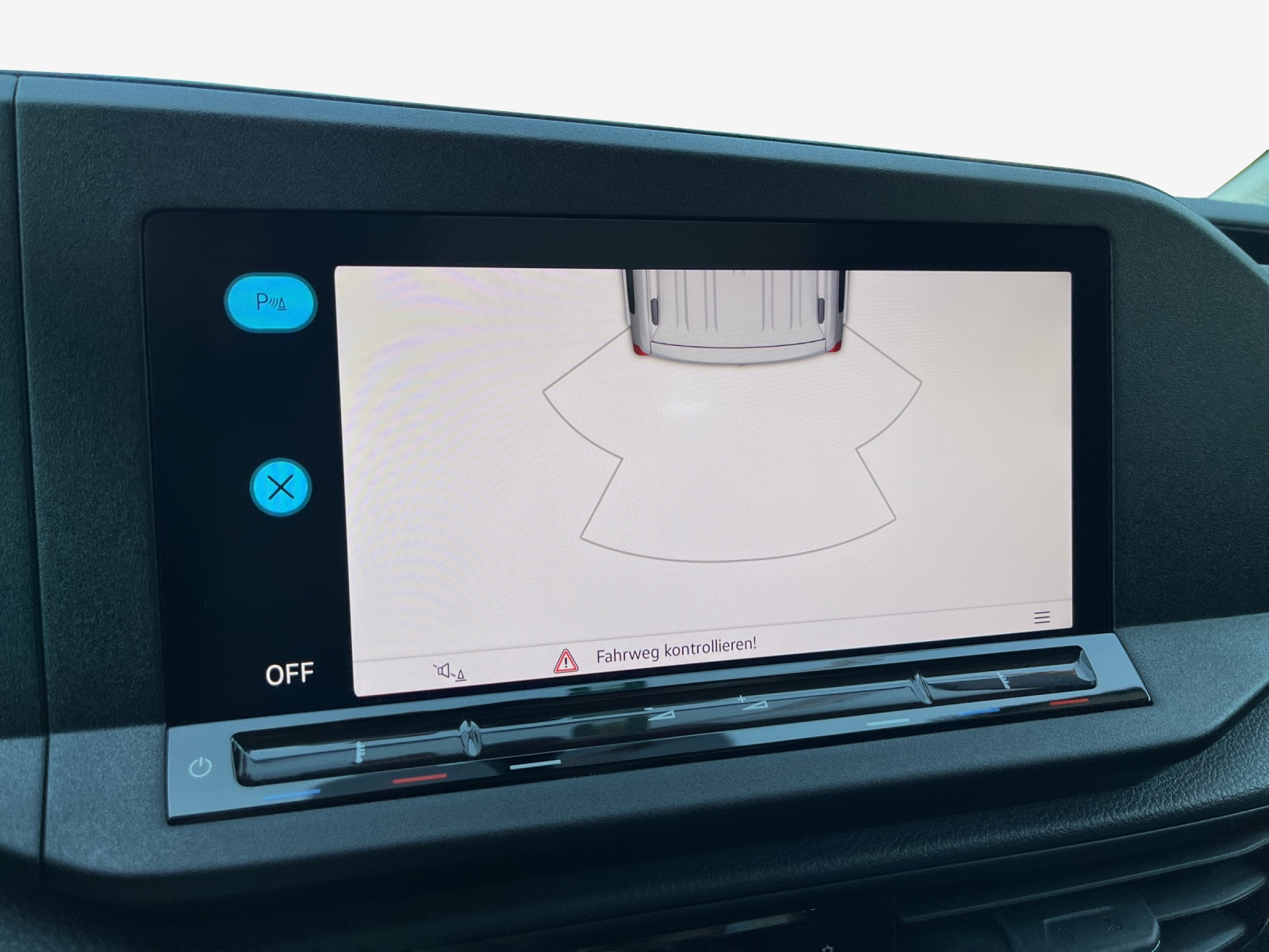 VW Caddy Cargo 2.0TDI Maxi 4Motion-image-14