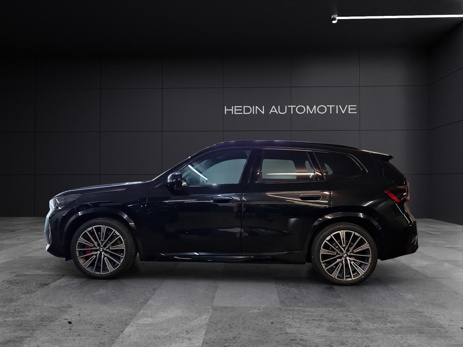BMW iX1 30 xDrive-image-1