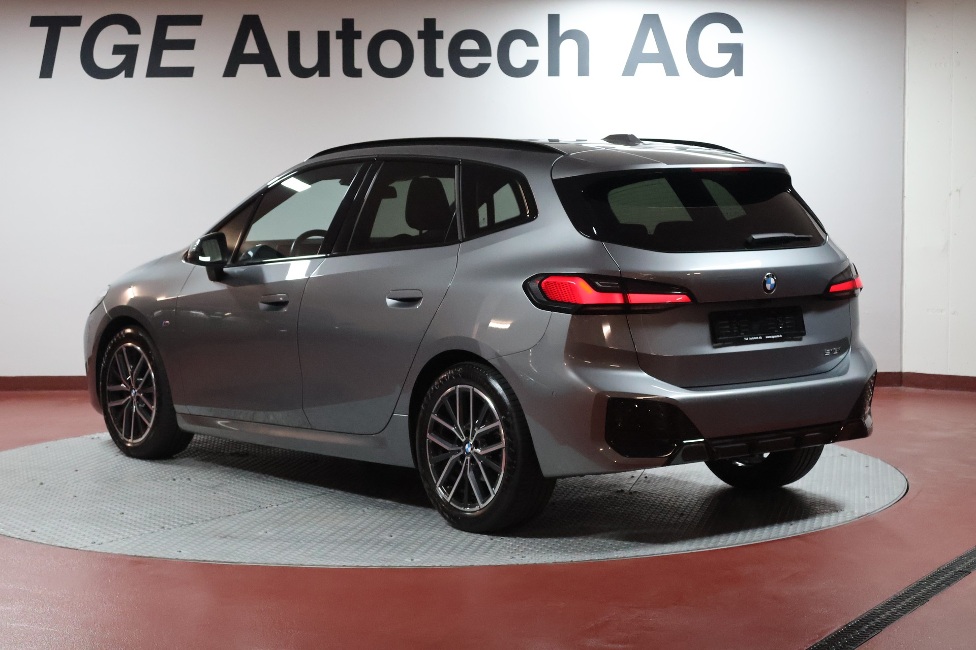 BMW 218i Active Tourer M Sport DKG-image-19