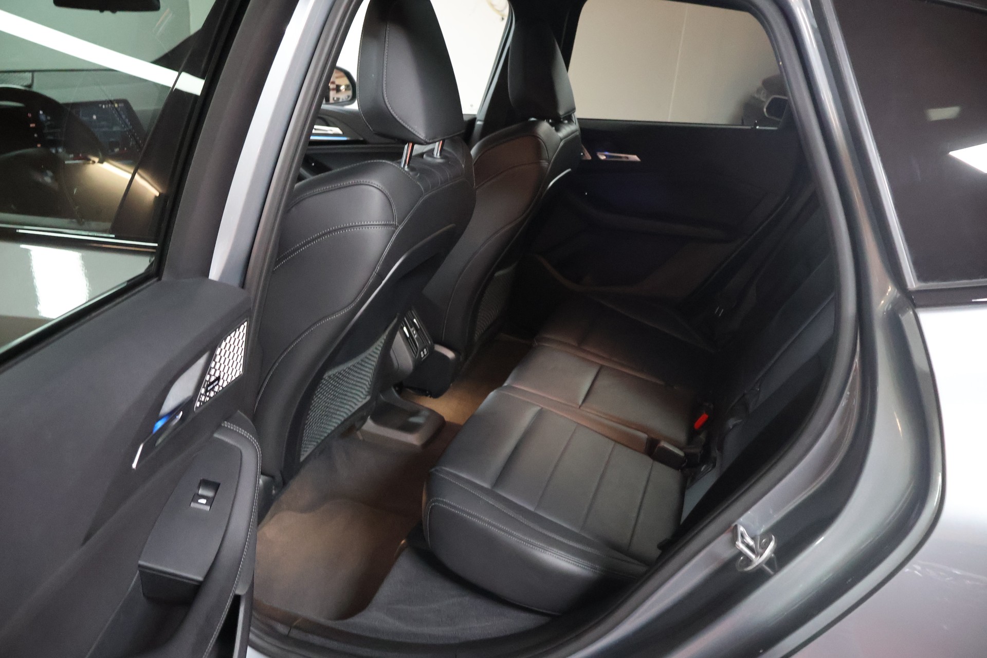 BMW 218i Active Tourer M Sport DKG-image-17