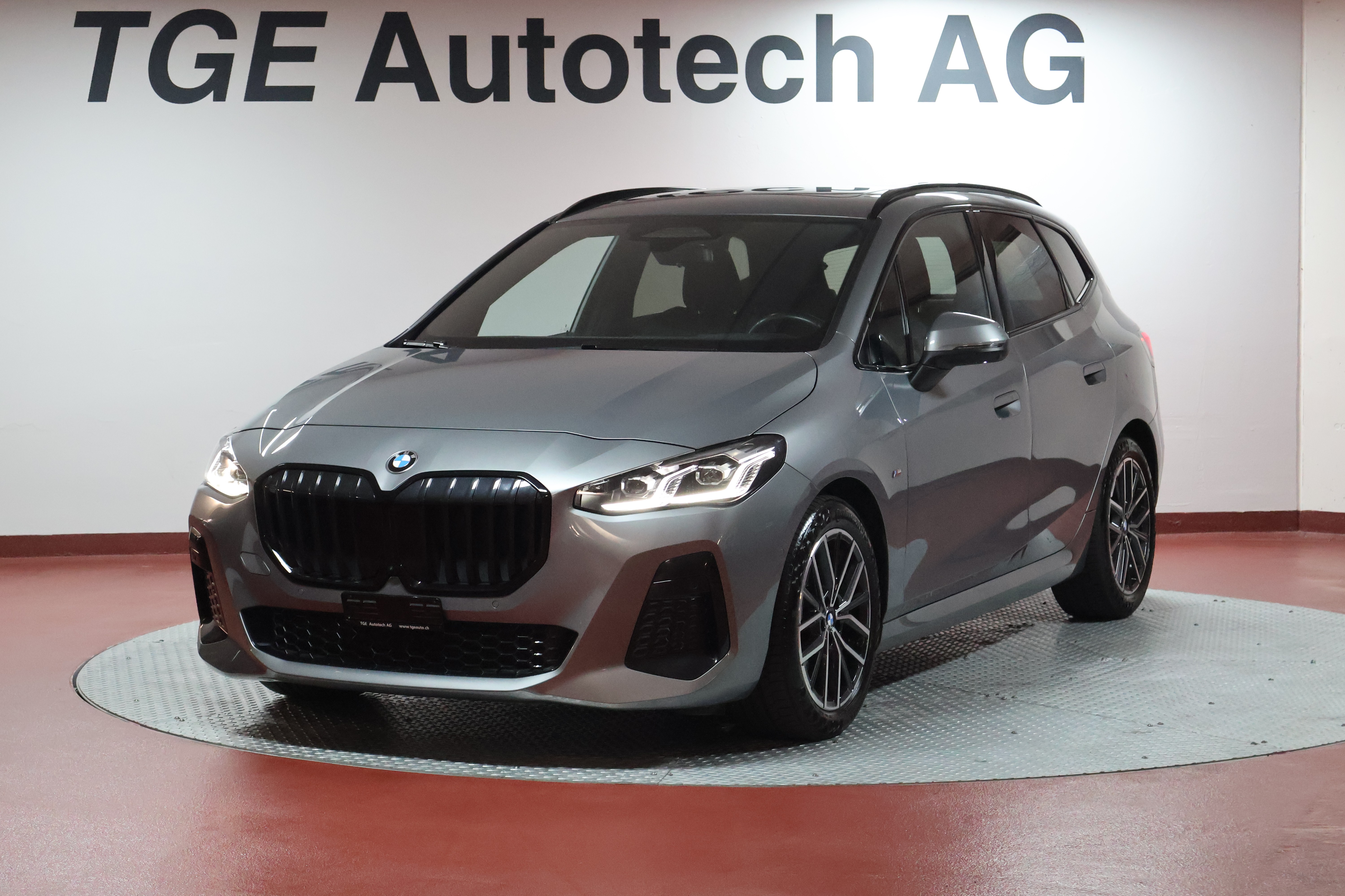 BMW 218i — slika 8