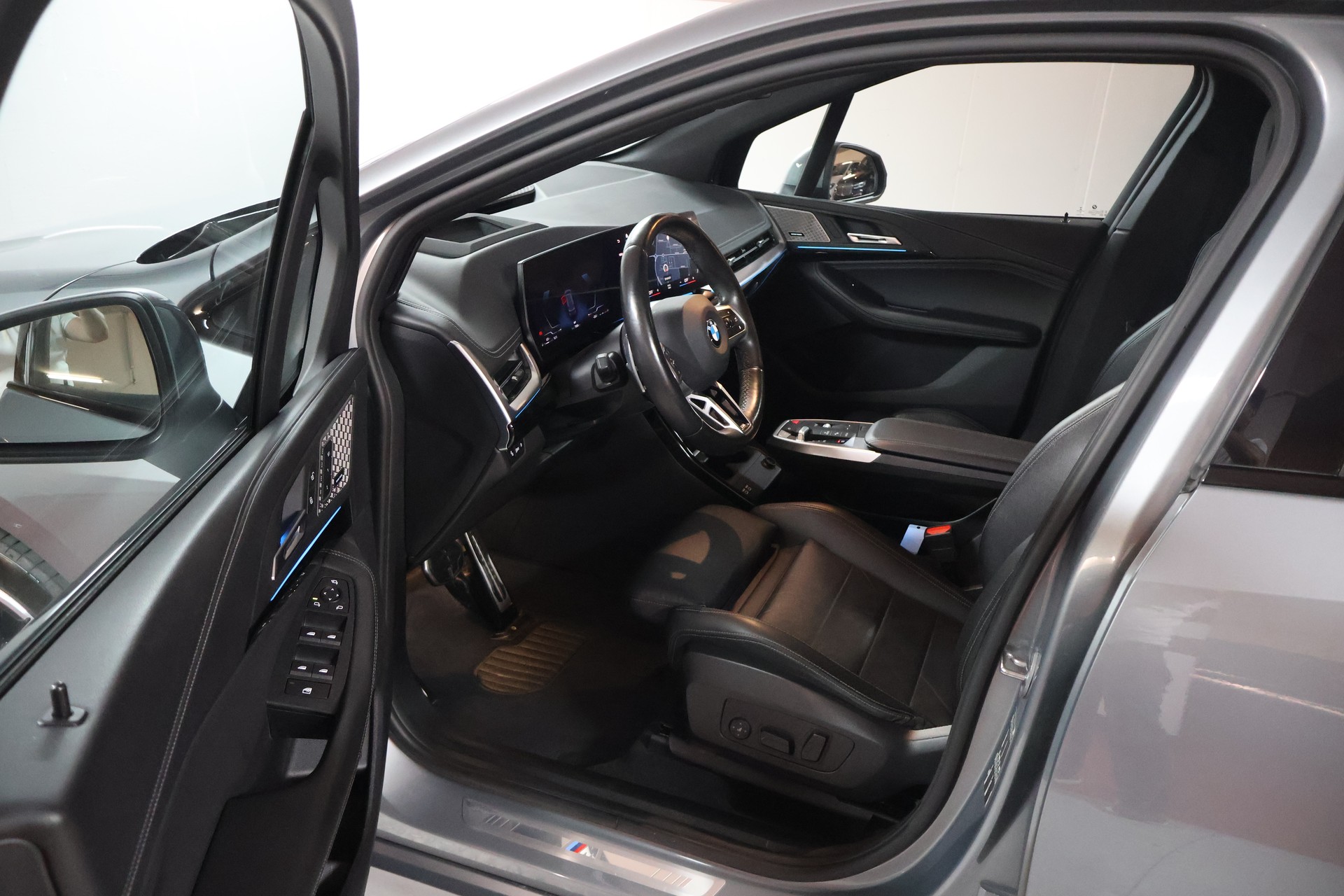 BMW 218i Active Tourer M Sport DKG-image-6
