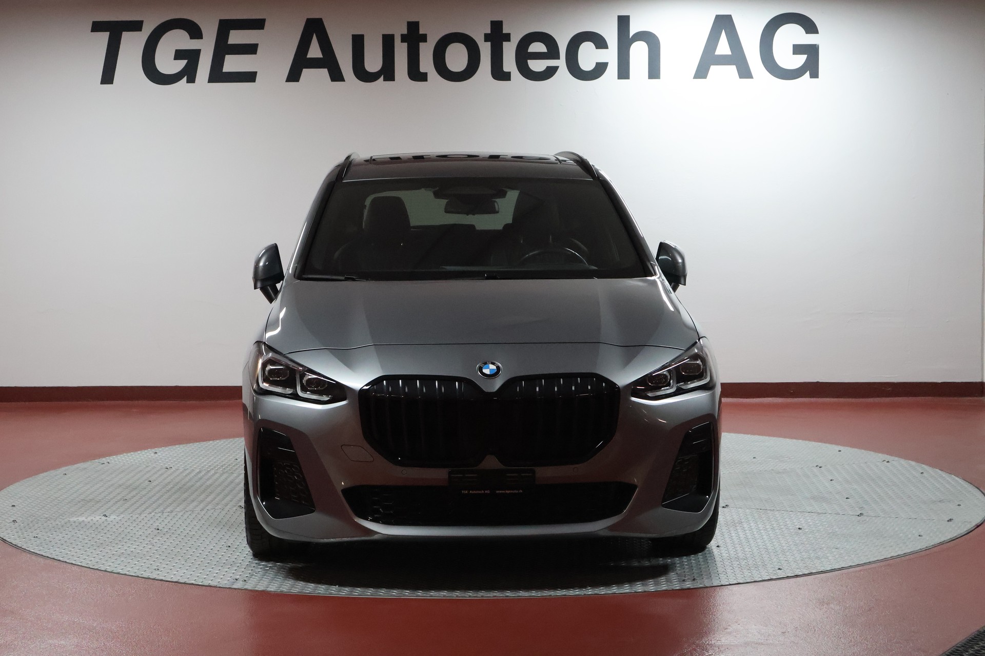 BMW 218i Active Tourer M Sport DKG-image-1