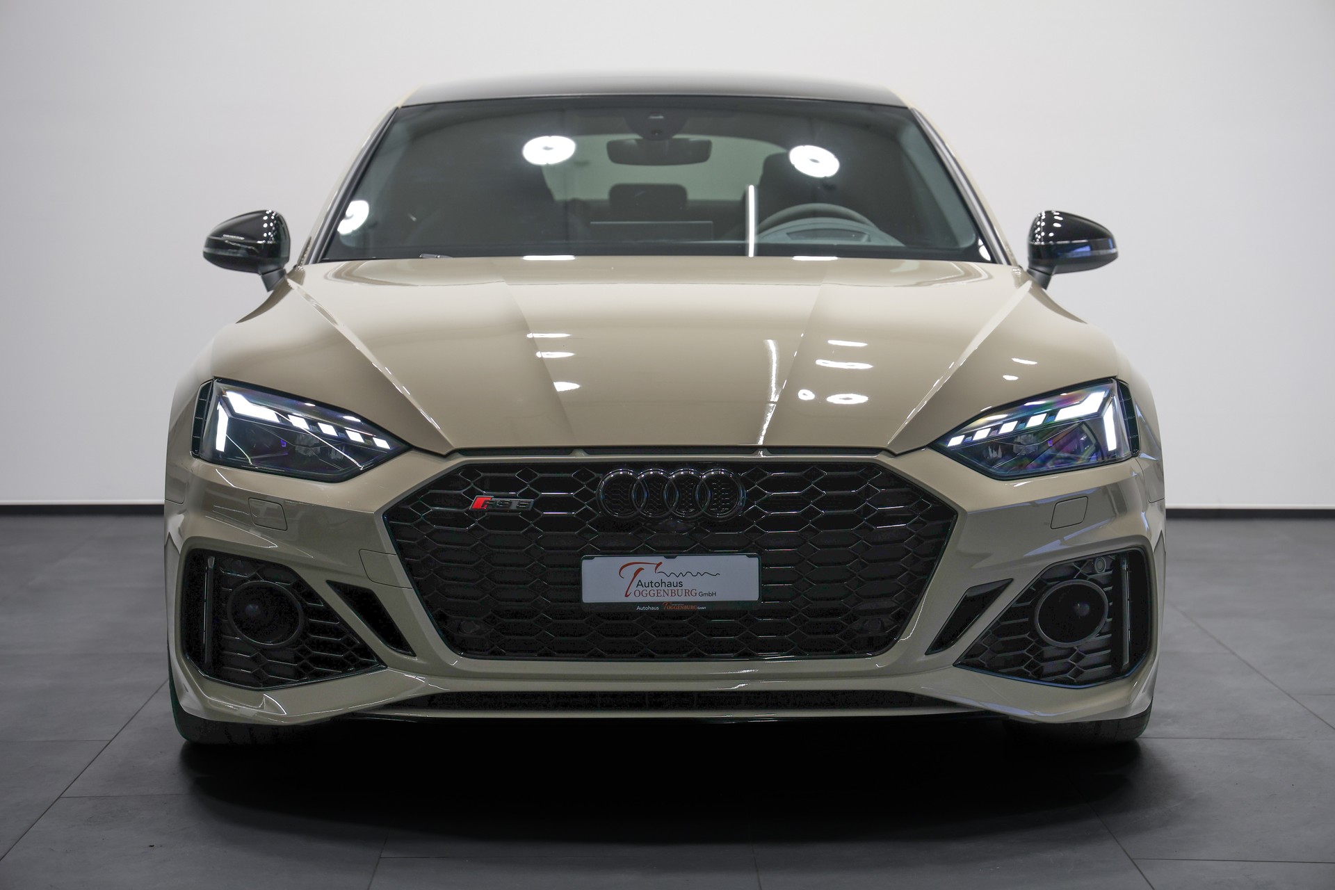AUDI RS5 Sportback 2.9 TFSI quattro tiptronic *Facelift*Competition Paket*Individual-Lackierung Mocha Latte*-image-4