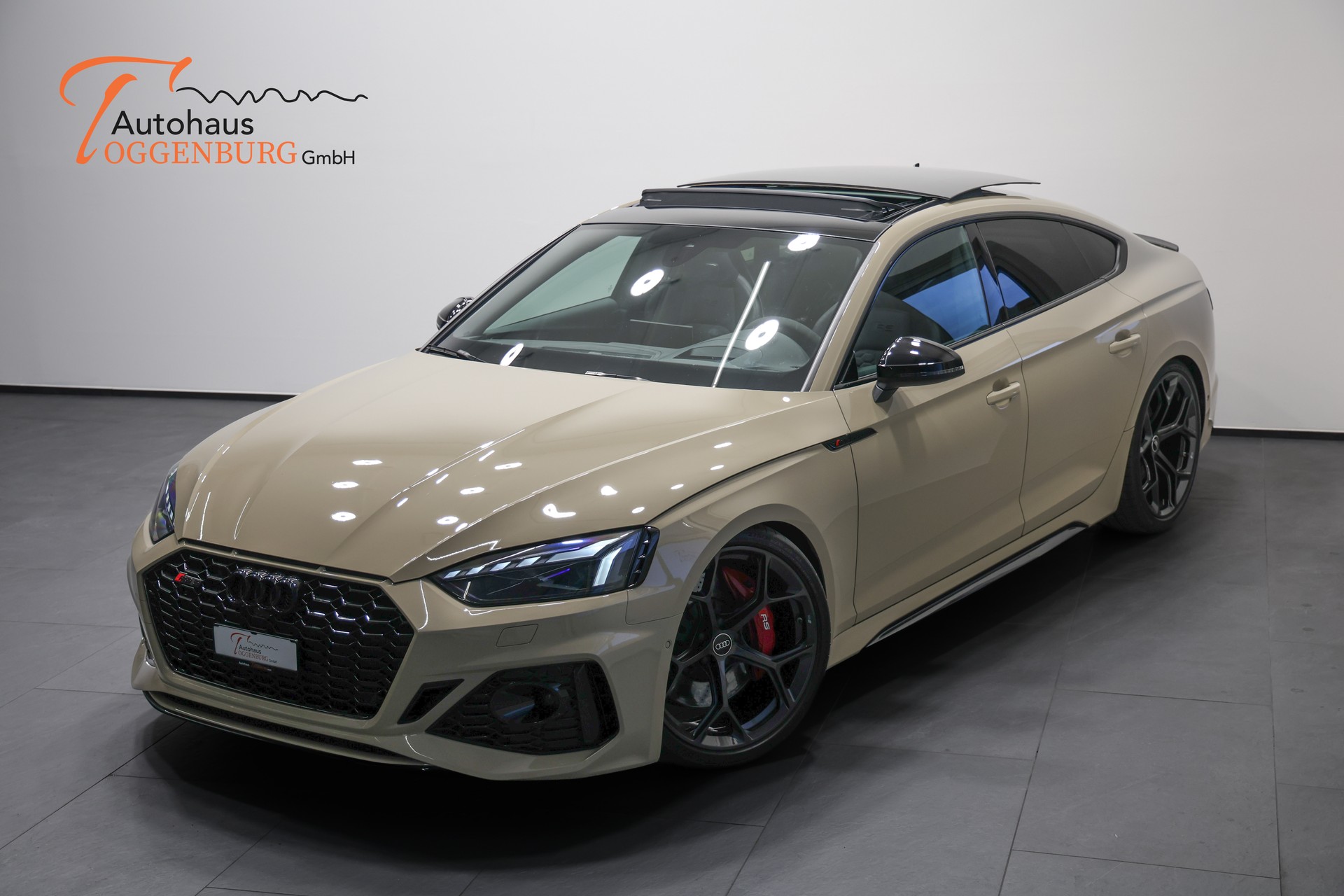 AUDI RS5 Sportback 2.9 TFSI quattro tiptronic *Facelift*Competition Paket*Individual-Lackierung Mocha Latte*-image-1