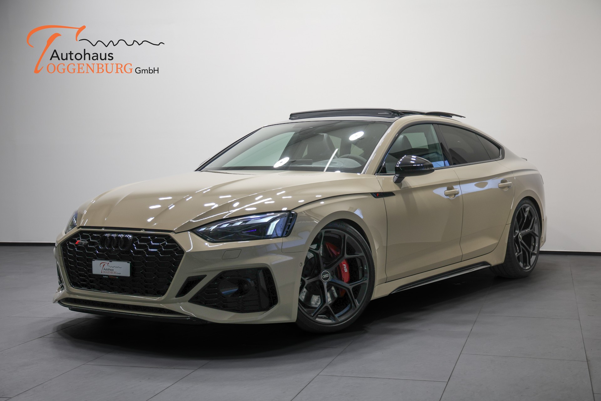 AUDI RS5 Sportback 2.9 TFSI quattro tiptronic *Facelift*Competition Paket*Individual-Lackierung Mocha Latte*-image-0