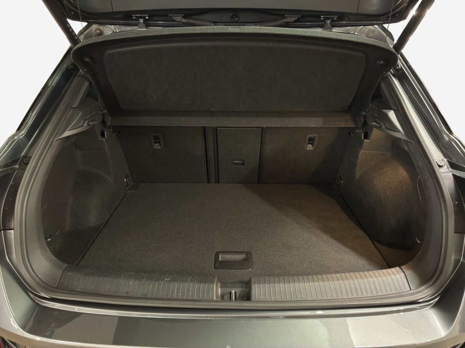 VW T-Roc 1.5 TSI EVO R-Line DSG-image-12