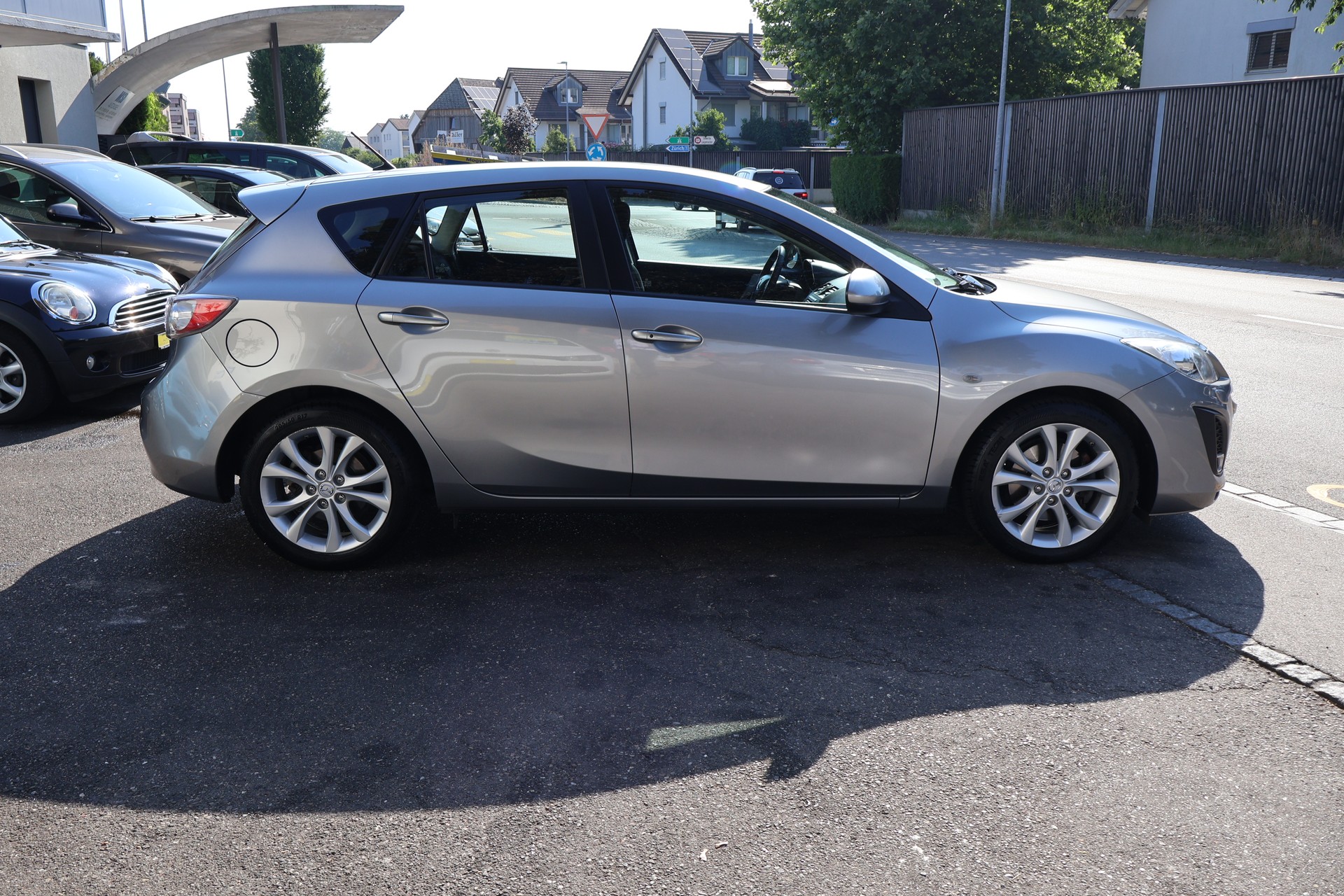 MAZDA 3 2.0 16V DISI Sport-image-3