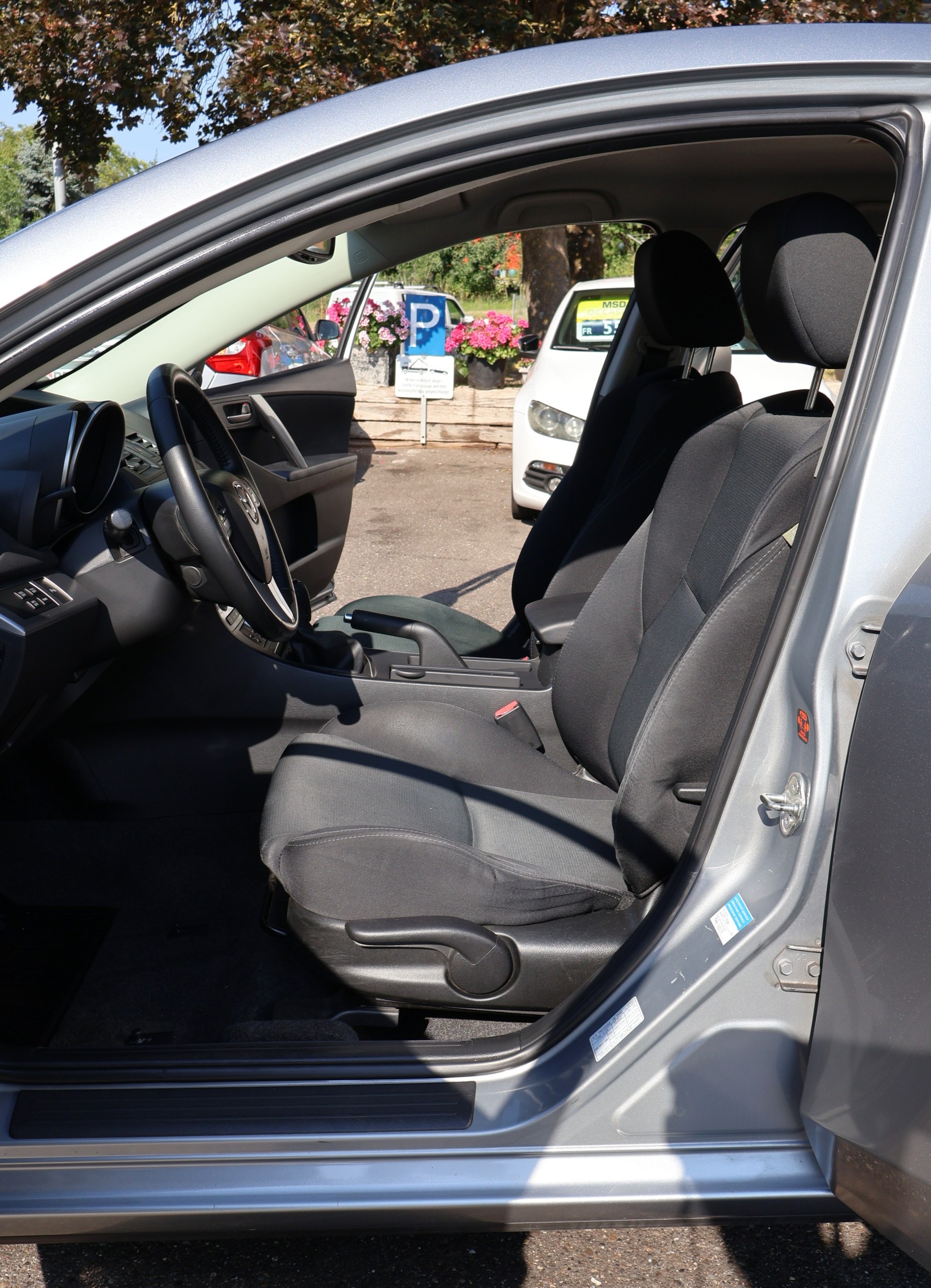 MAZDA 3 2.0 16V DISI Sport-image-9