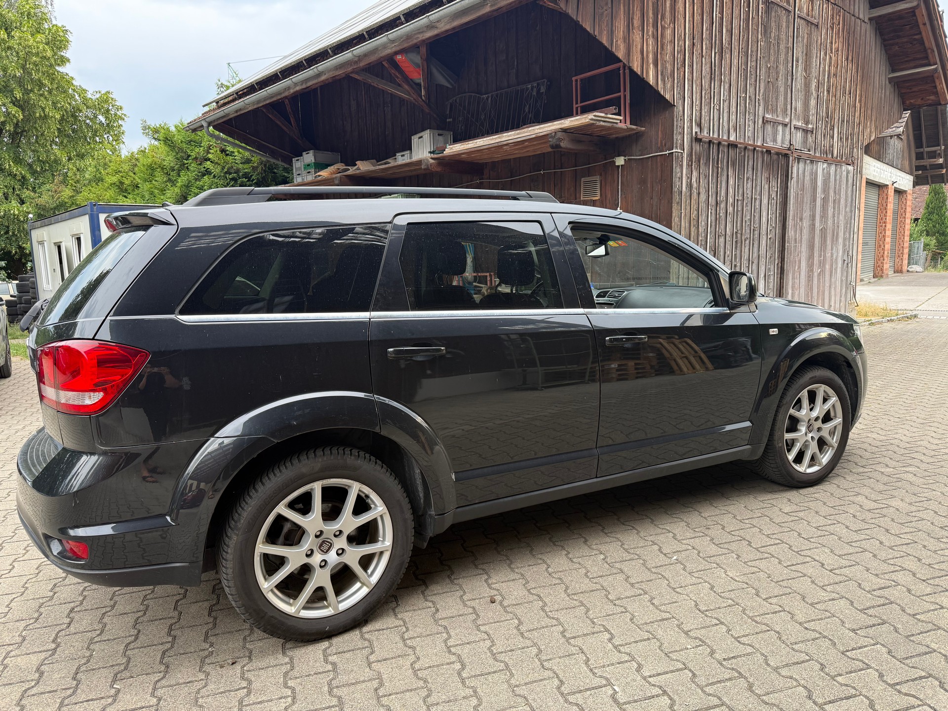 FIAT Freemont 2.0 MJ AWD Automat-image-3
