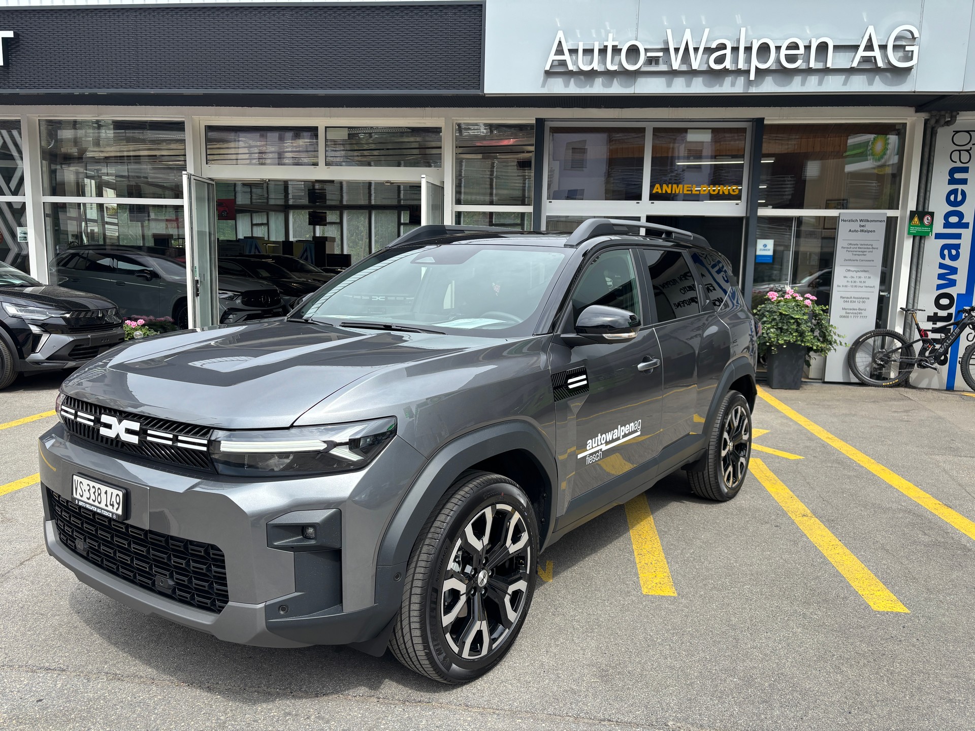 DACIA Bigster 150 Journey 4x4 Automat-image-0