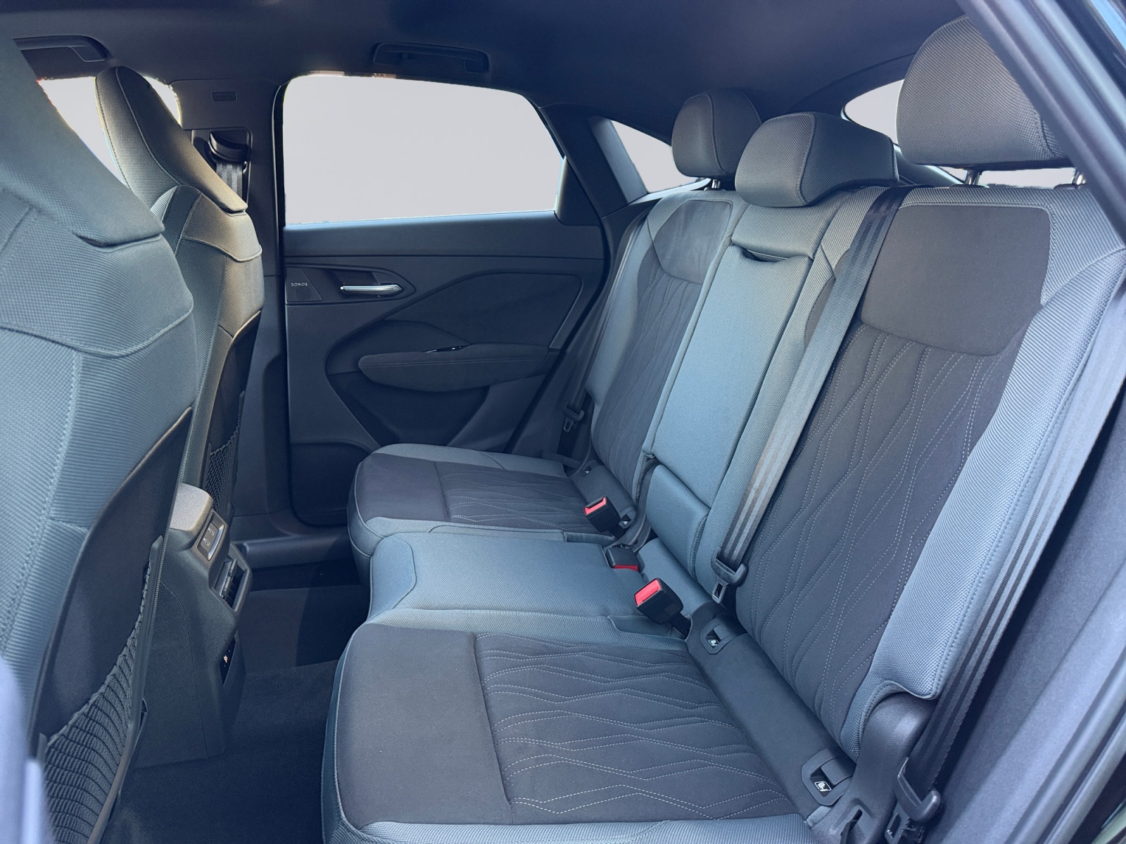 AUDI Q3 Sportback e-hybrid 200 kW S tronig-image-10