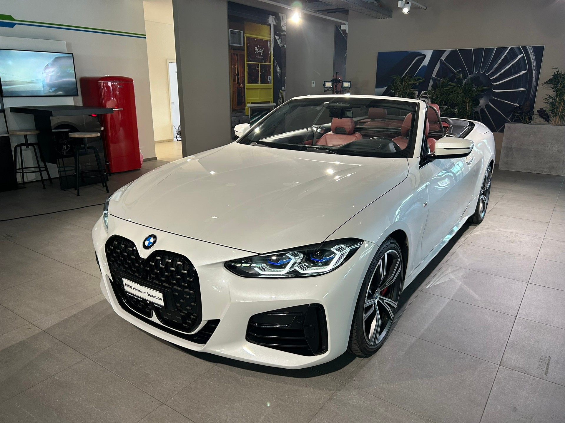 BMW M440i xDrive 48V Cabriolet Steptronic-image-4