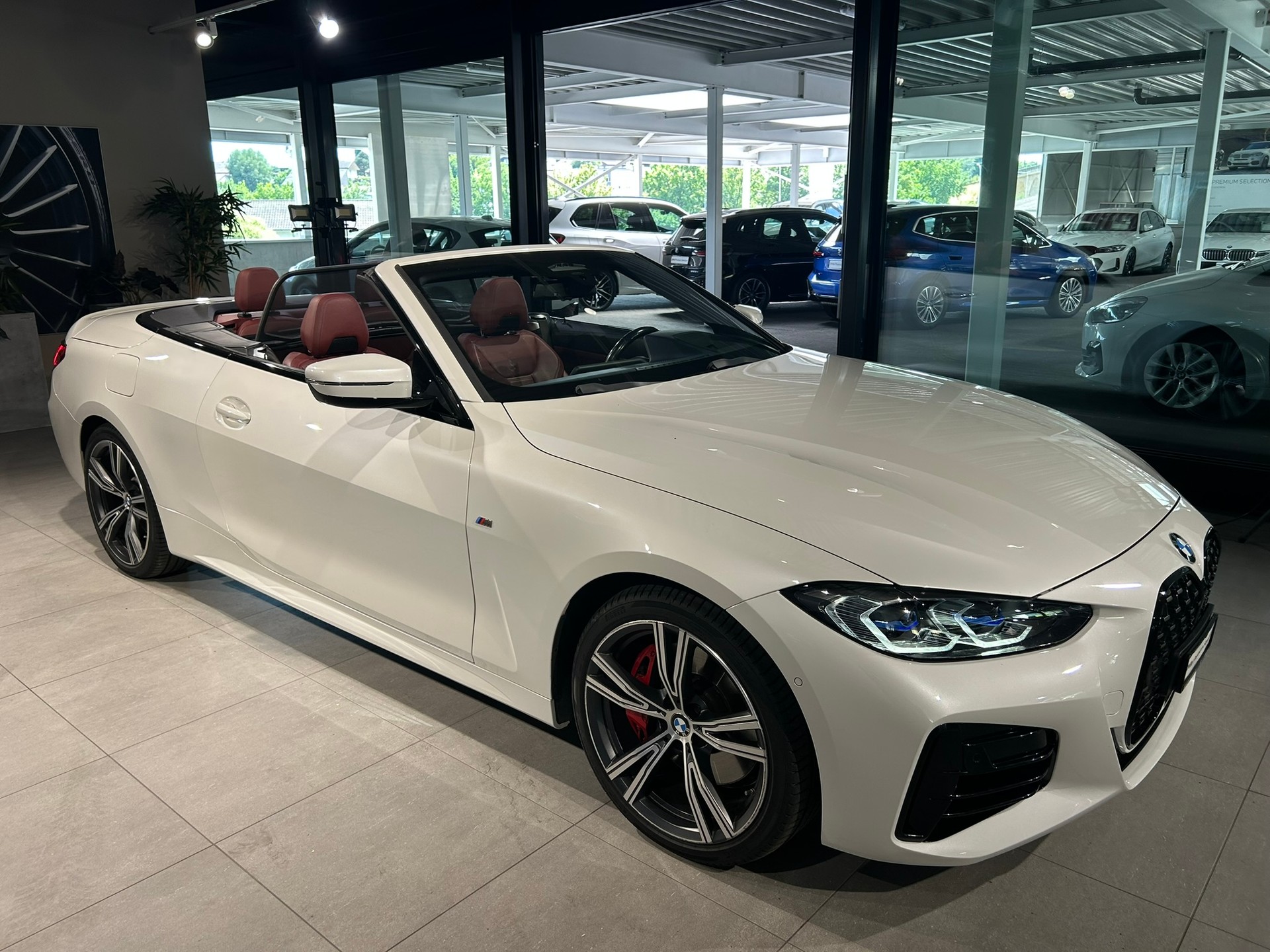 BMW M440i xDrive 48V Cabriolet Steptronic-image-0