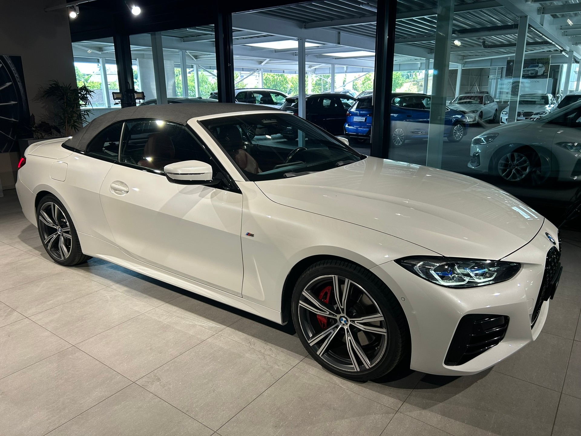 BMW M440i xDrive 48V Cabriolet Steptronic-image-8