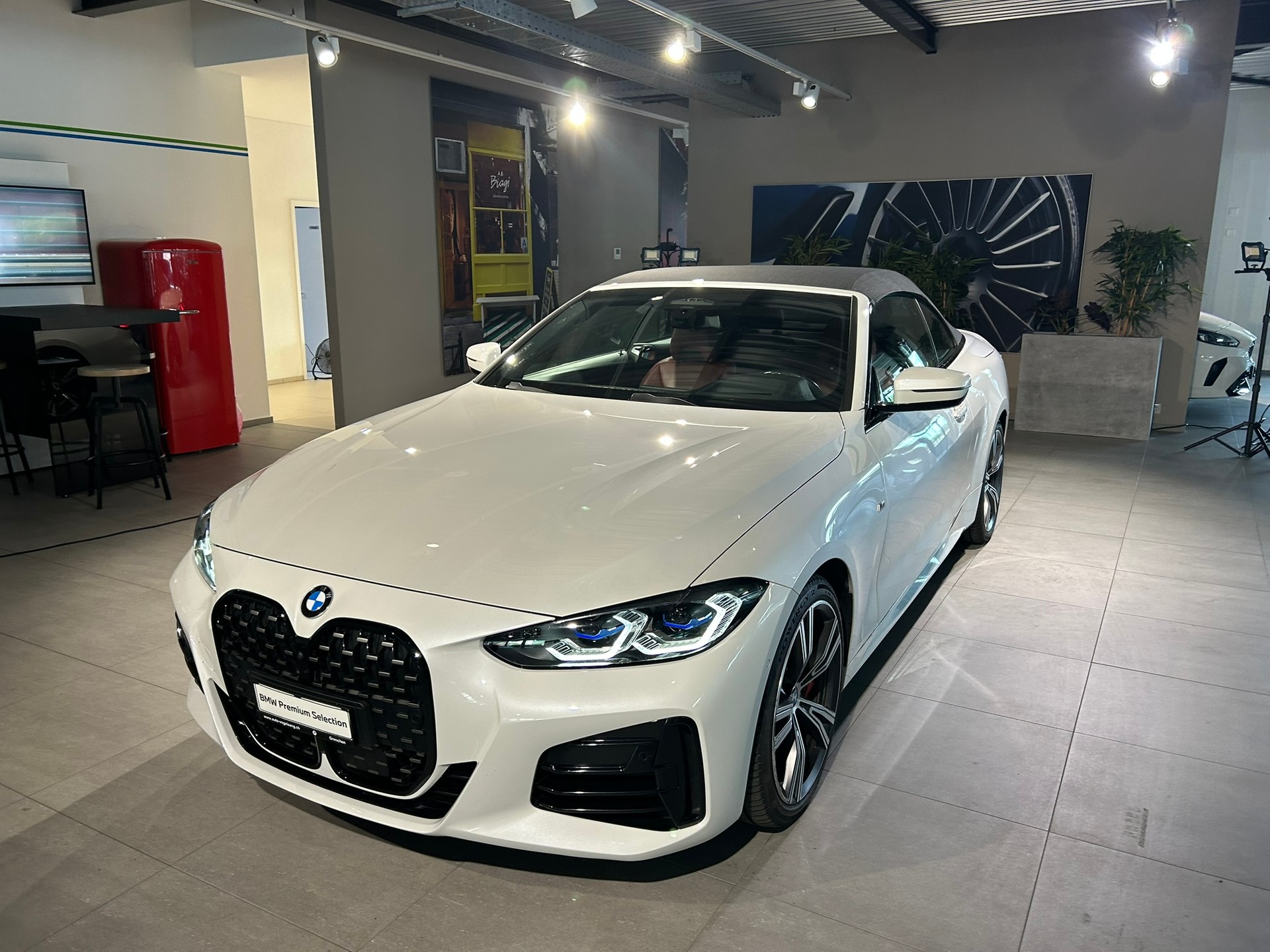 BMW M440i xDrive 48V Cabriolet Steptronic-image-12