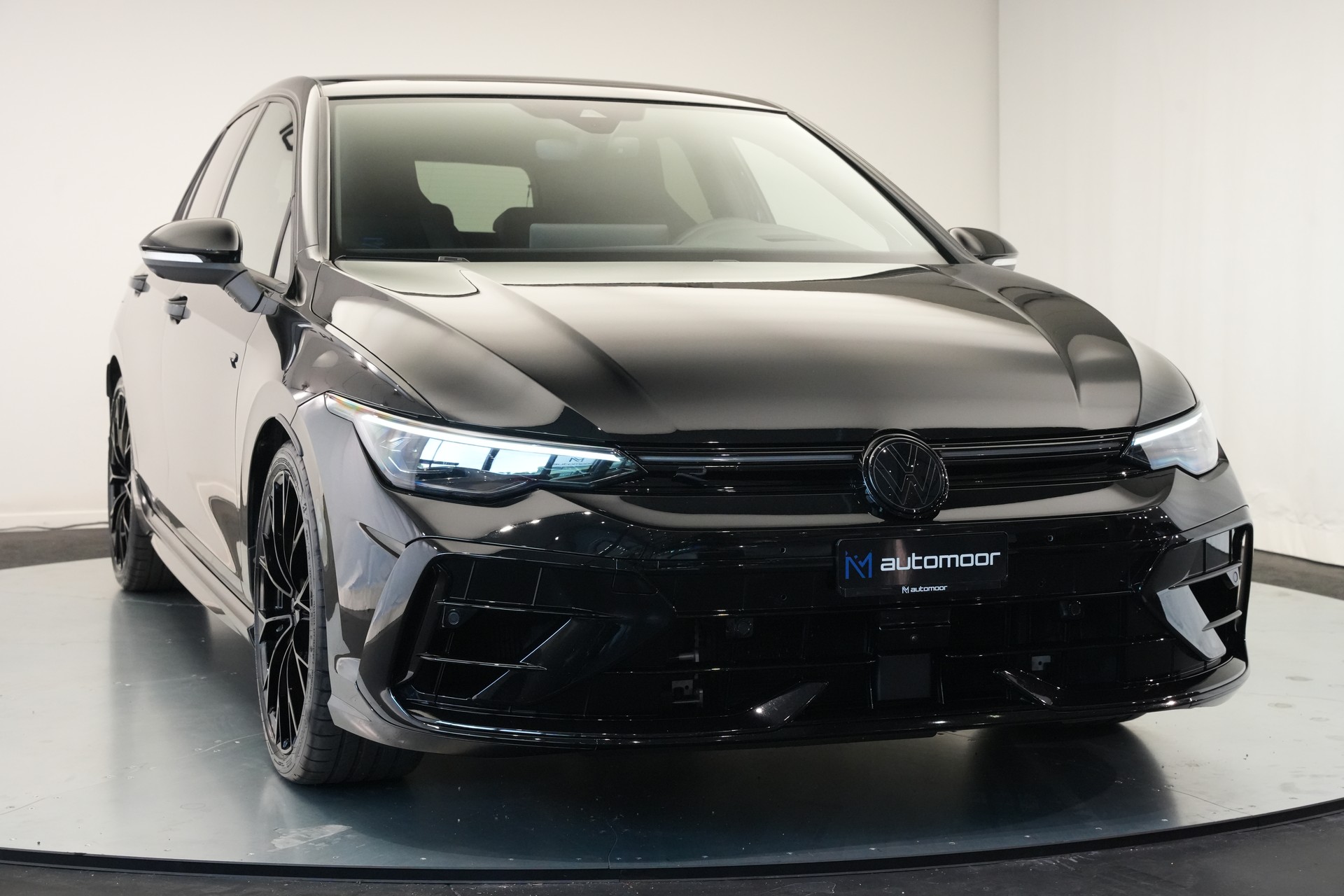VW Golf 2.0 TSI R DSG 4 Motion *CH-Fahrzeug* *Werksgarantie* *Leder*-image-42
