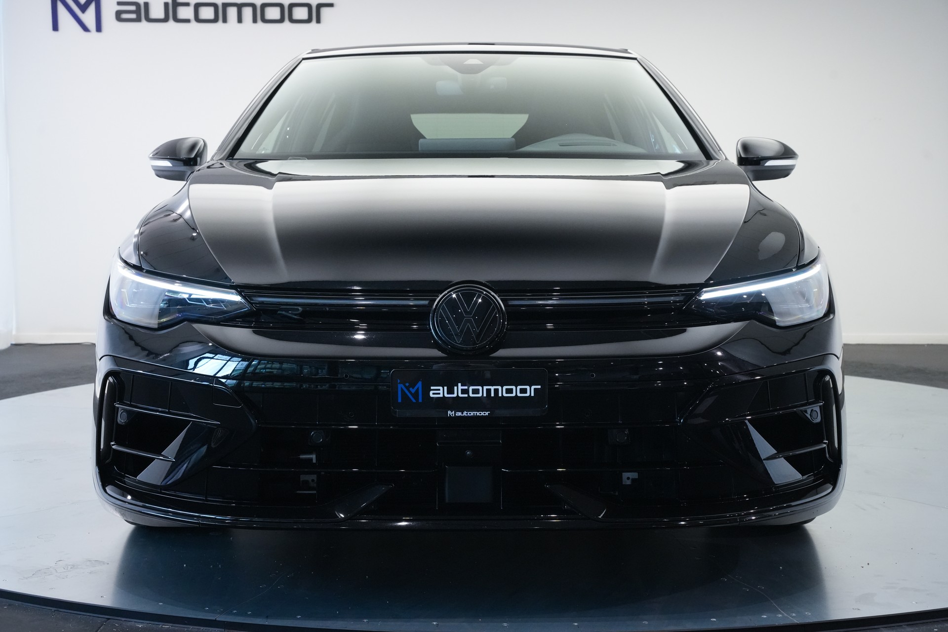 VW Golf 2.0 TSI R DSG 4 Motion *CH-Fahrzeug* *Werksgarantie* *Leder*-image-48