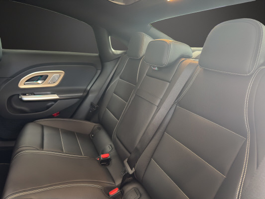 MERCEDES-BENZ CLA 220 8G-DCT 4Matic-image-10