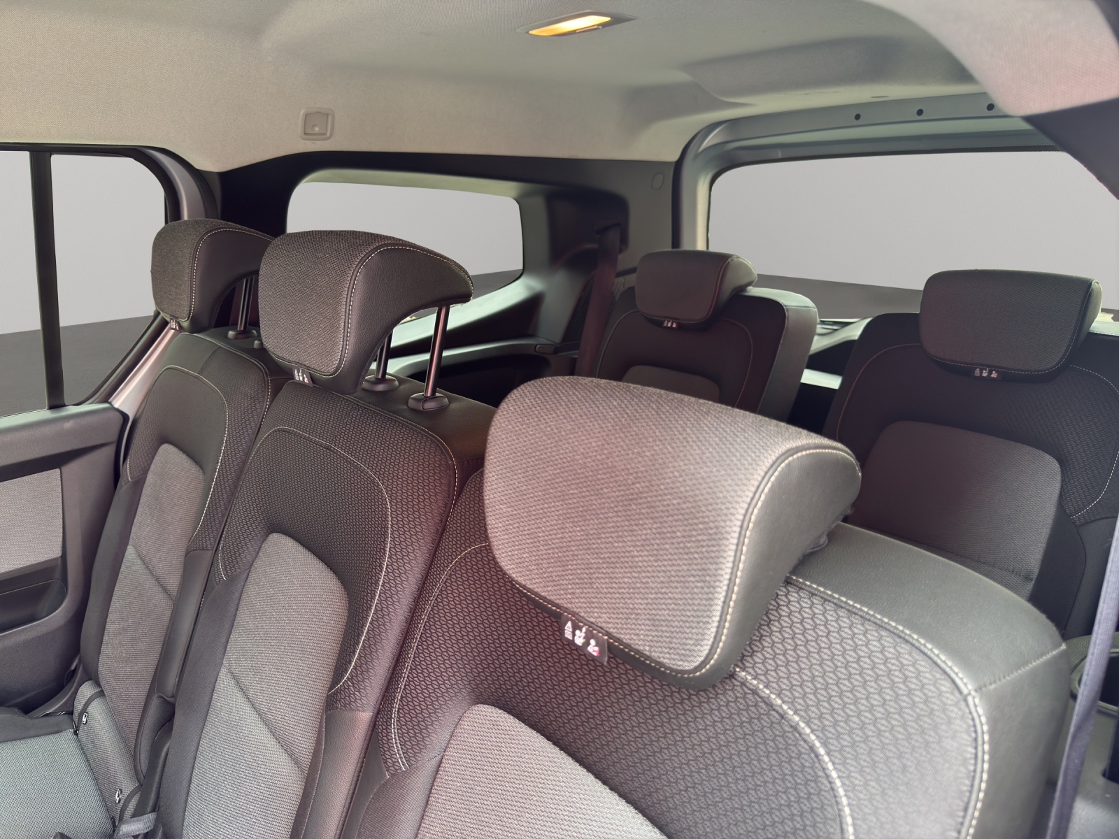 RENAULT Kangoo 1.3 TCe 130 PF Techno EDC-image-10