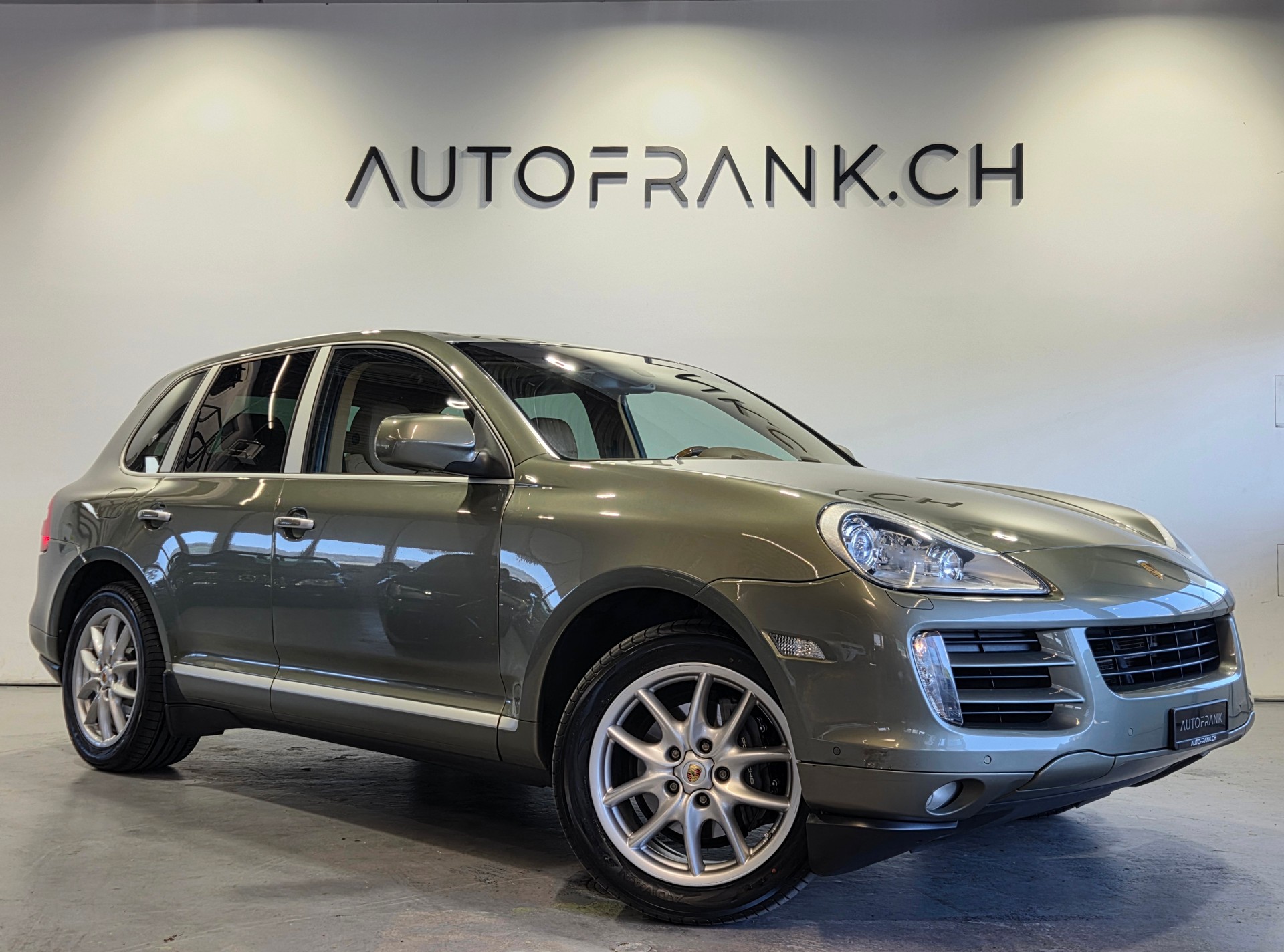 PORSCHE Cayenne Diesel-image-12