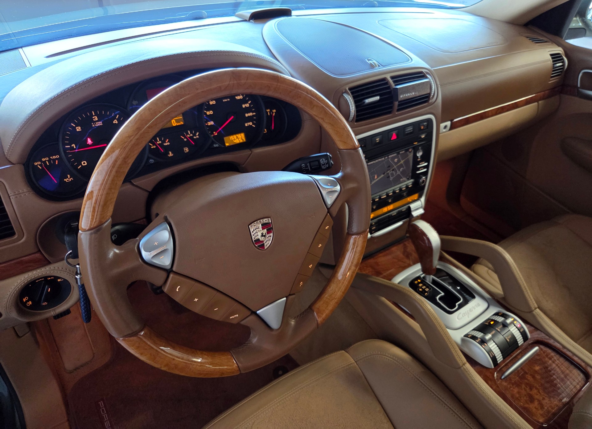 PORSCHE Cayenne Diesel-image-9