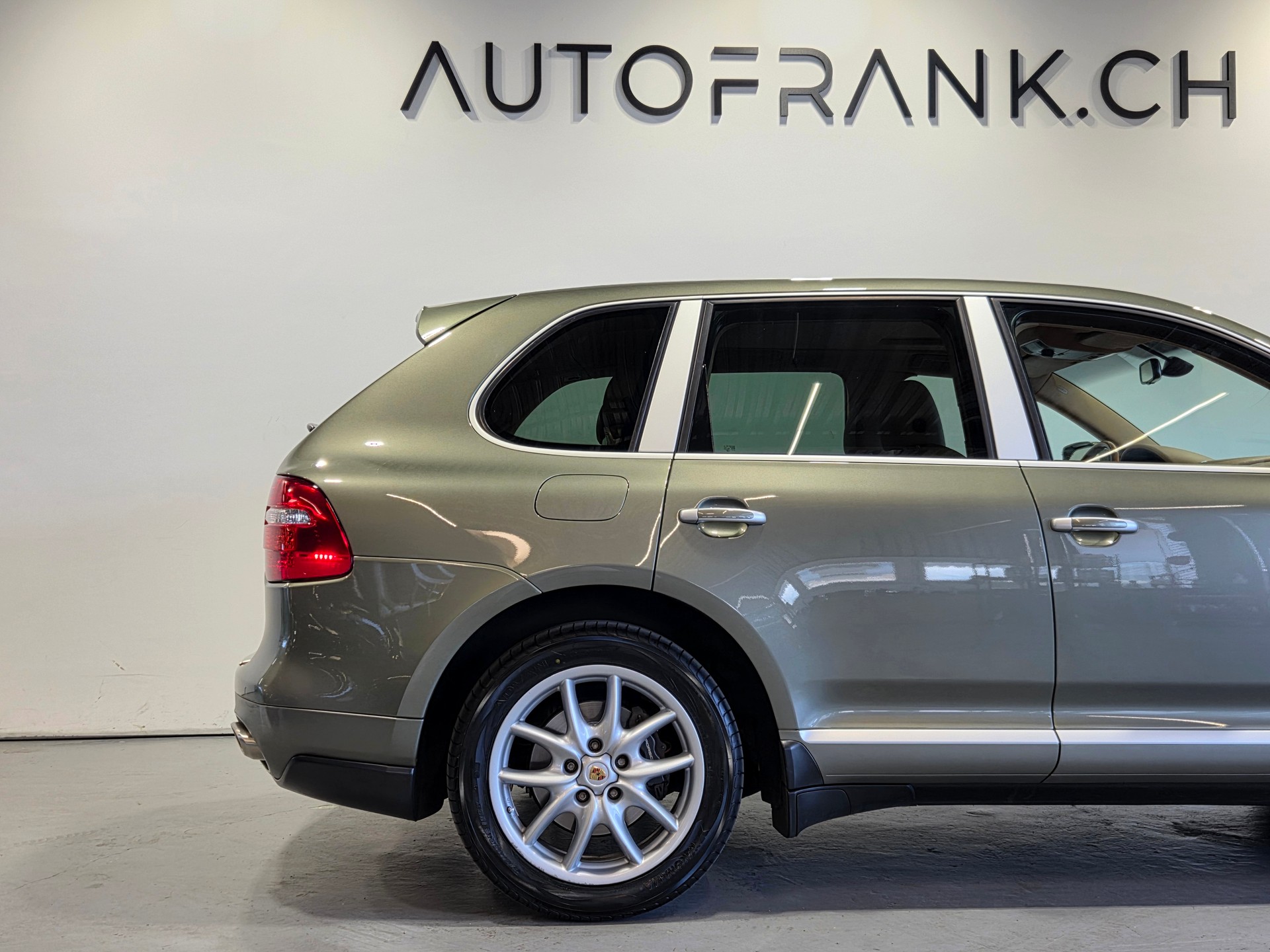 PORSCHE Cayenne Diesel-image-18