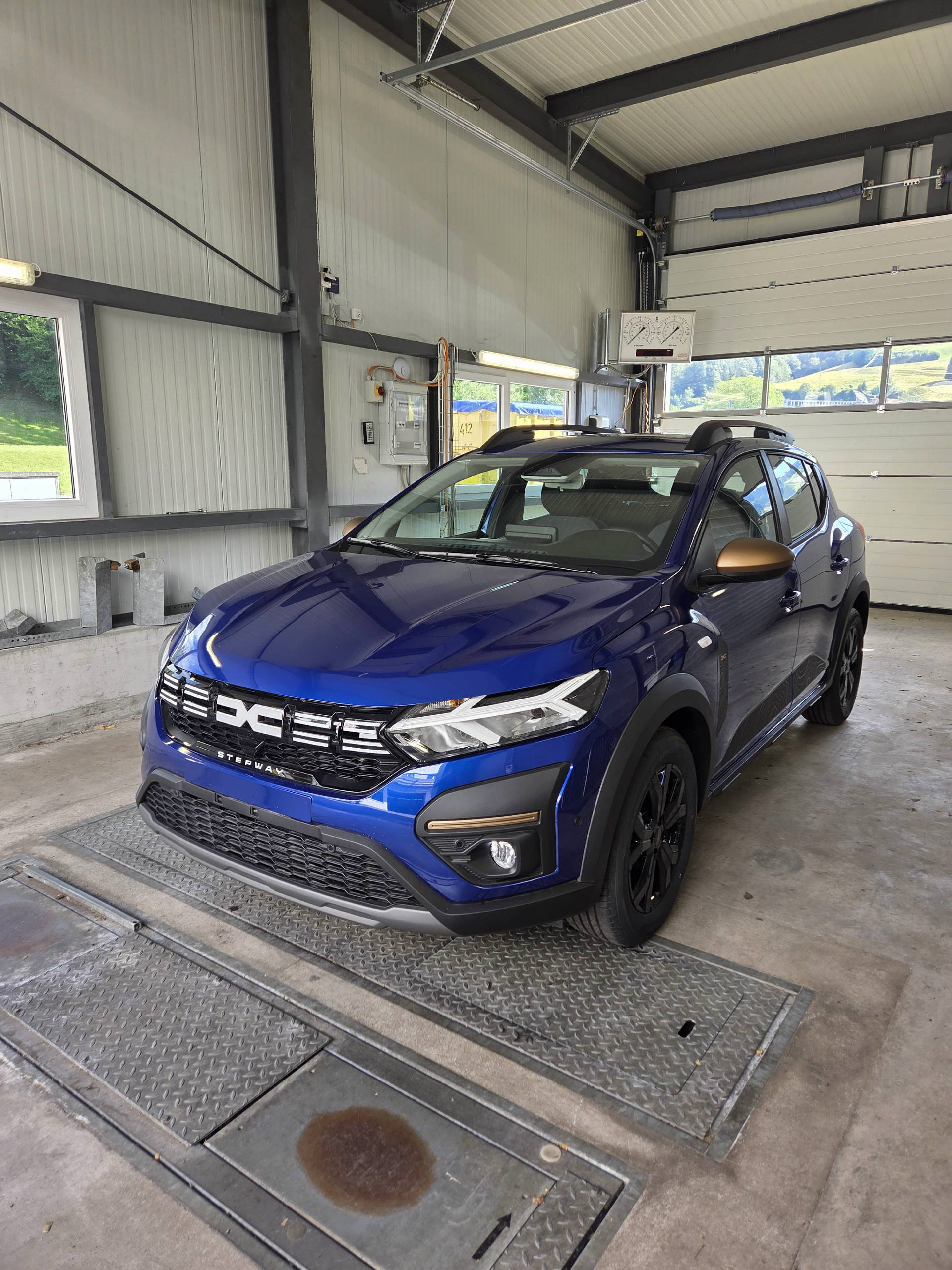 DACIA Sandero 1.0 TCe Stepway Extreme-image-0