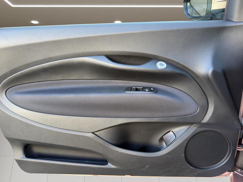 FIAT 500e Icon-image-13