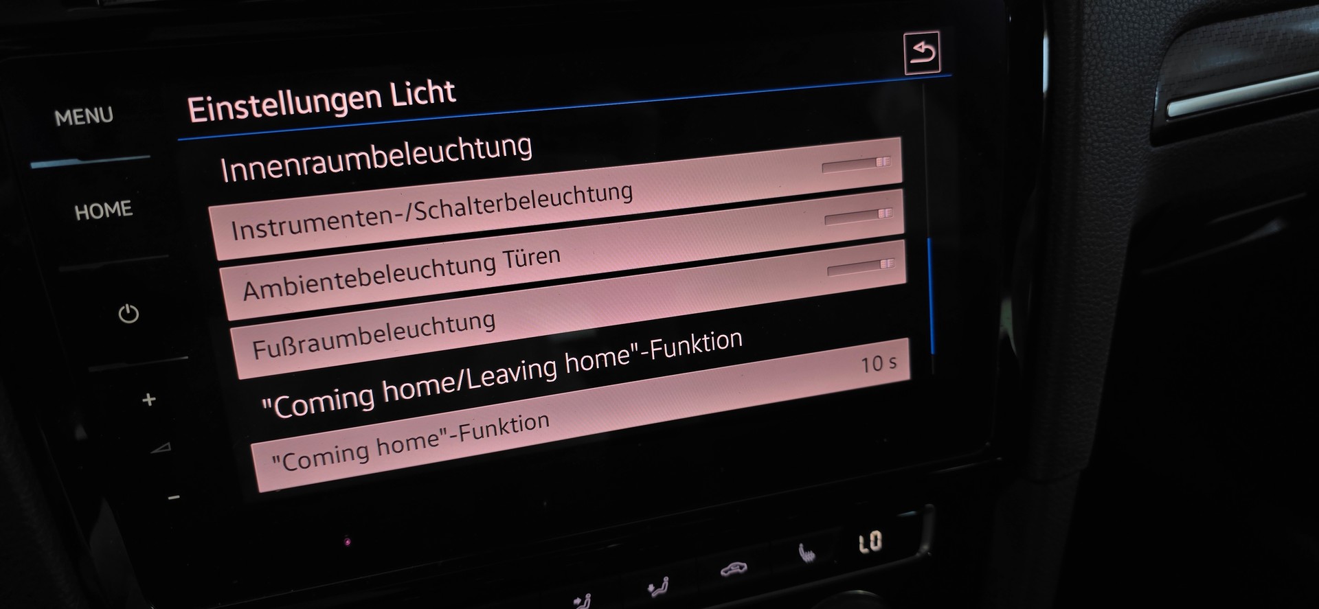 VW Golf 2.0 TSI R 4Motion DSG *MILLTEK*ACC&LaneAssist*CarPlay/AndroidAuto*CH-FAHRZEUG*-image-18
