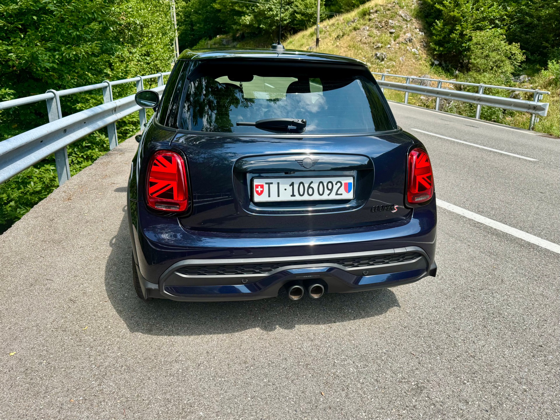 MINI 2.0i Cooper S SDKG-image-2