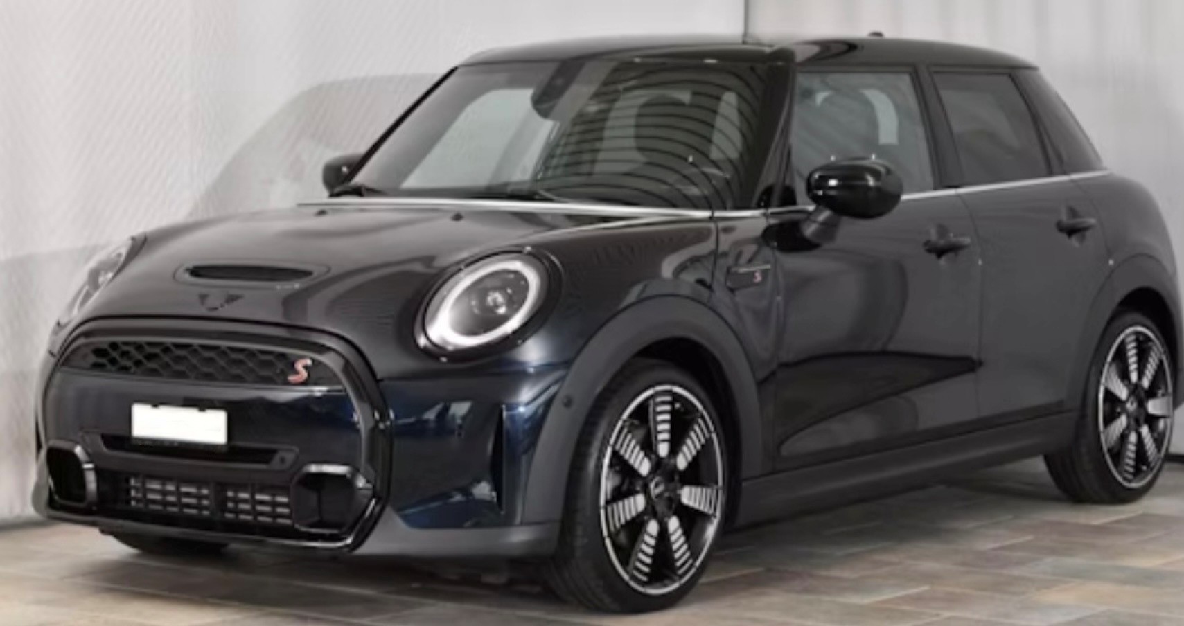 MINI 2.0i Cooper S SDKG-image-0