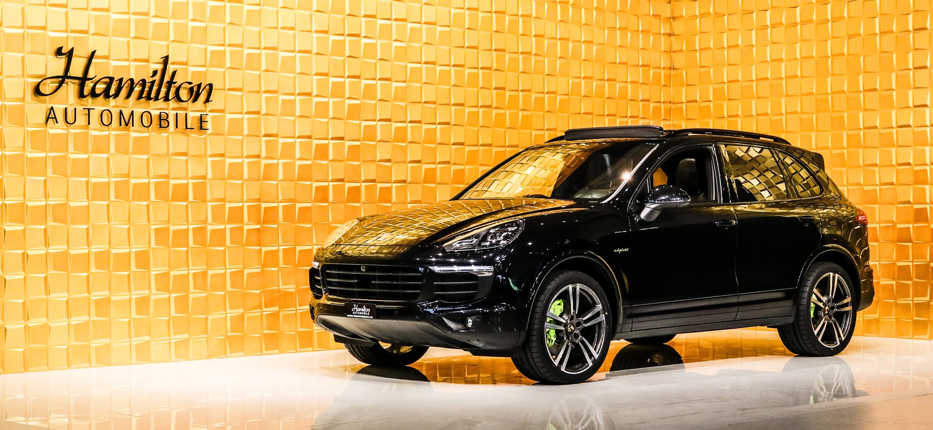 PORSCHE Cayenne S E-Hybrid-image-1