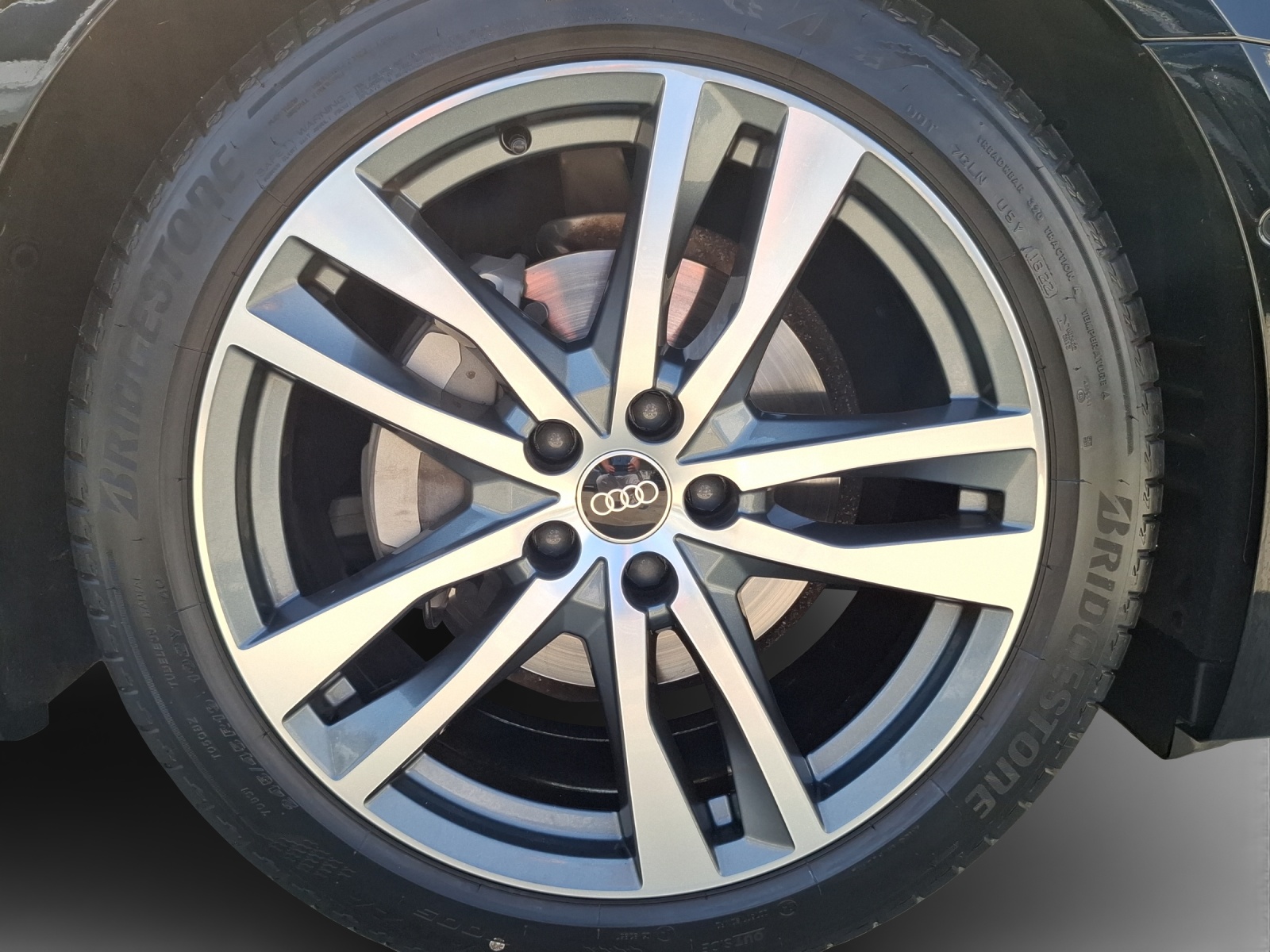 AUDI A6 Avant 40 TDI Sport Attraction quattro S-tronic-image-13