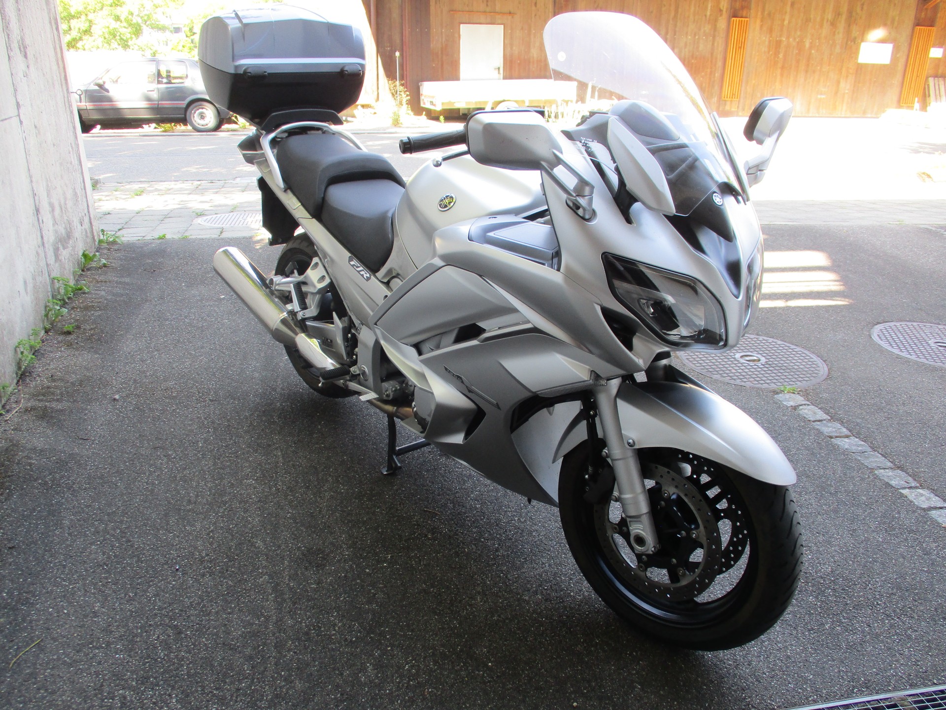YAMAHA FJR 1300 AE ABS-image-2