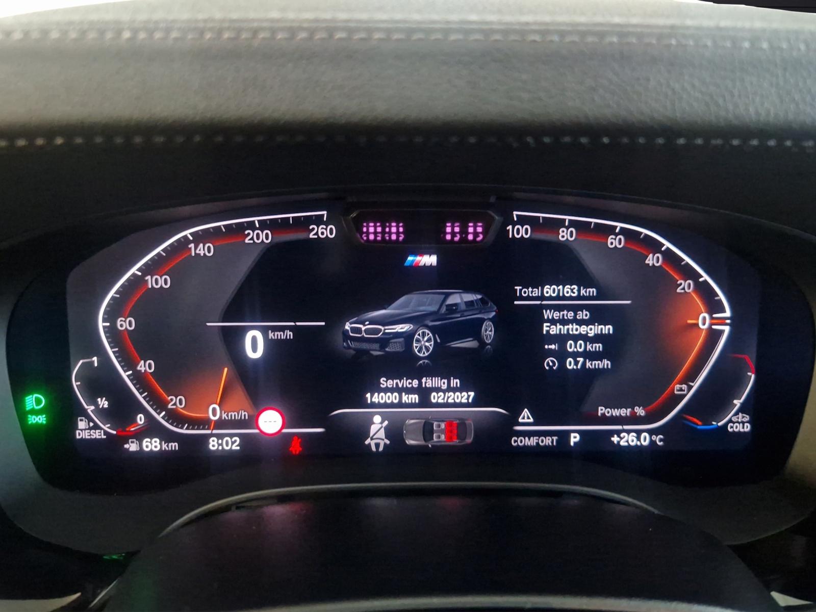 BMW 530d xDrive SAG Touring-image-19