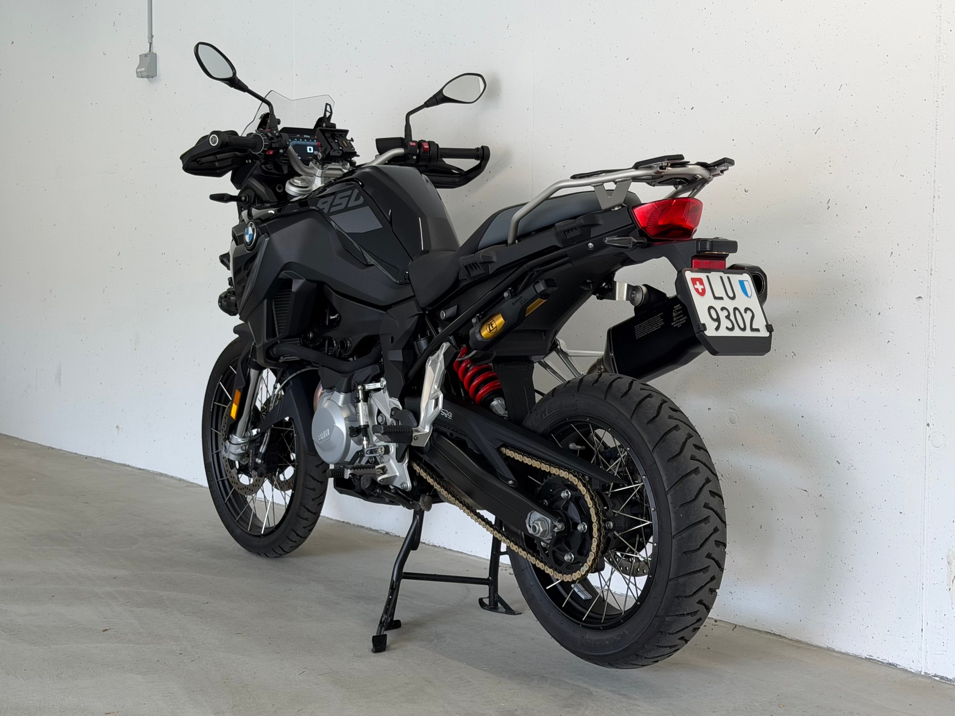 BMW F 850 GS Swiss Edition Triple Black (35kW oder 70kW)-image-2