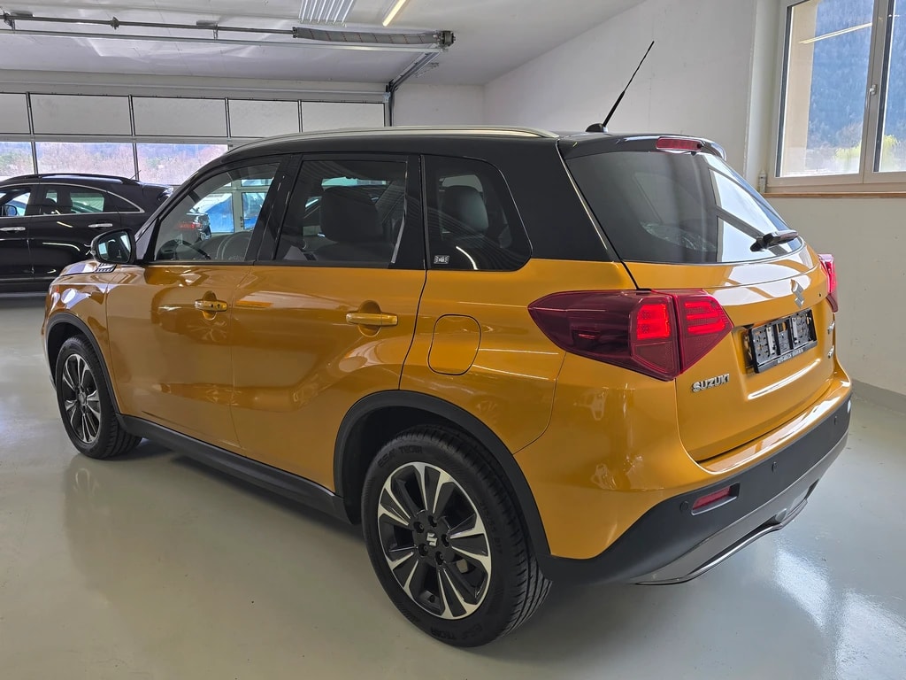 SUZUKI Vitara 1.4 Boosterjet Compact Top Automatic-image-3
