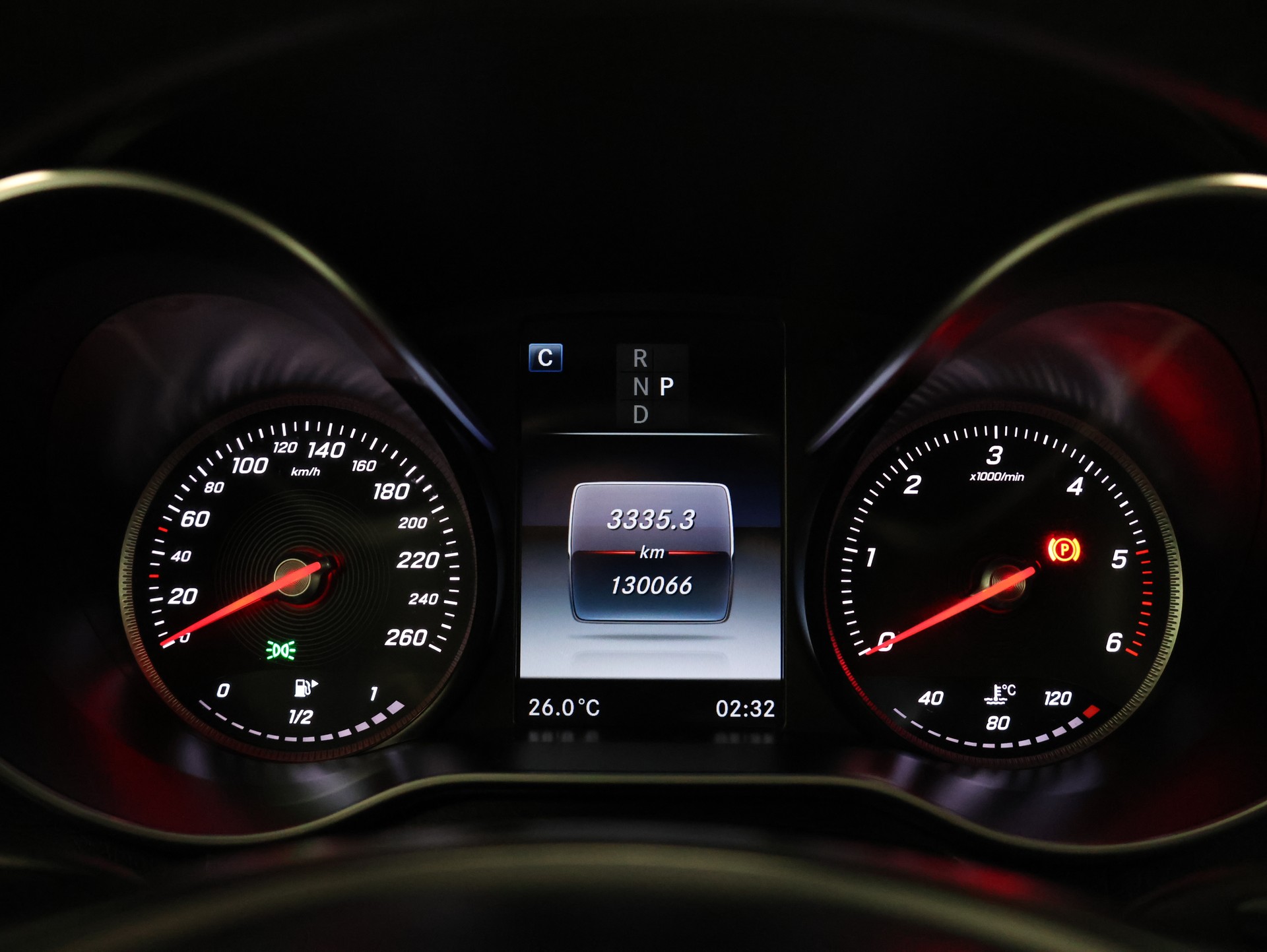 MERCEDES-BENZ GLC 250 d AMG Line 4Matic 9G-Tronic *Burmester* *360 Kamera* *Anhängerkupplung*-image-13