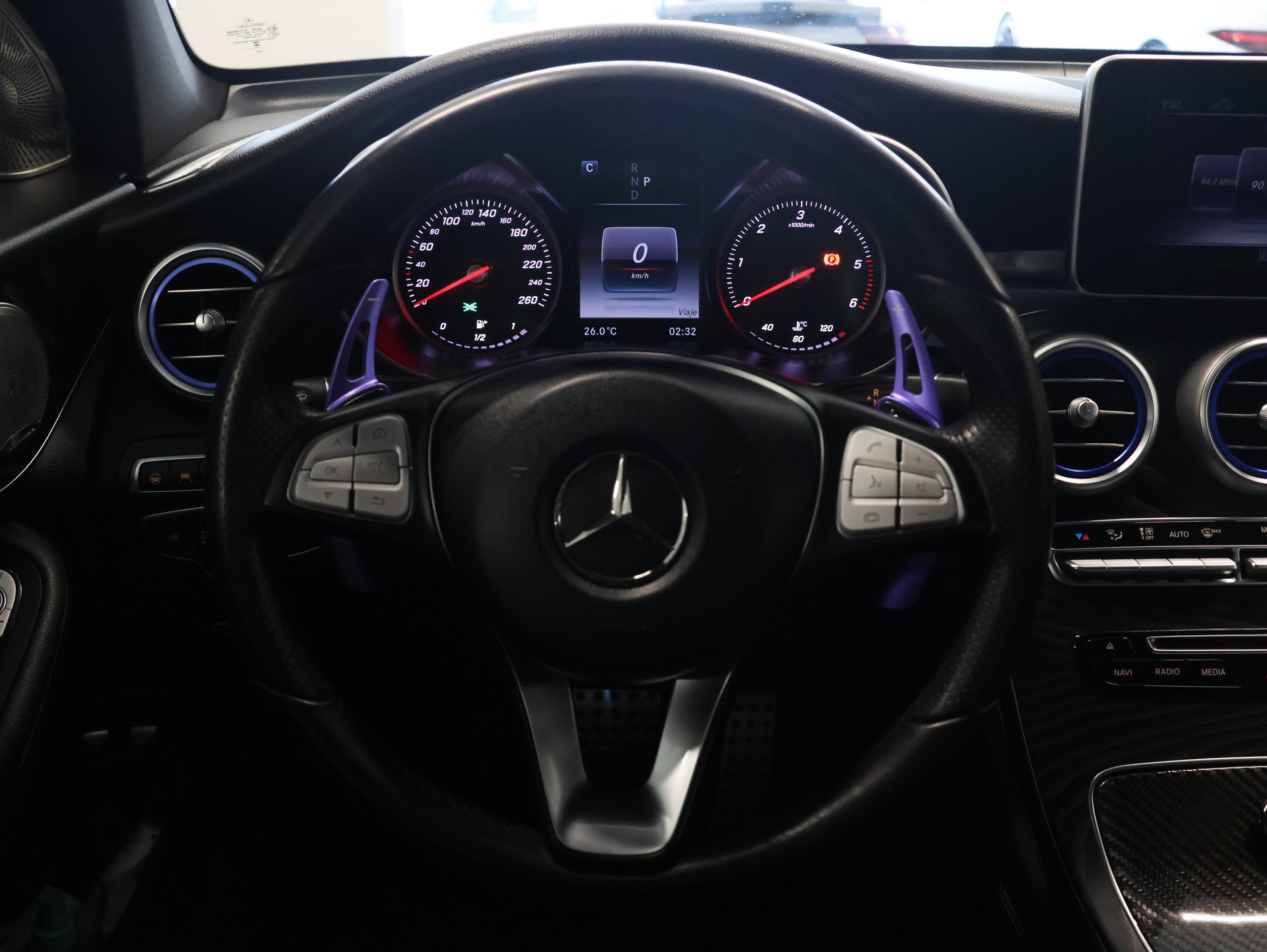 MERCEDES-BENZ GLC 250 d AMG Line 4Matic 9G-Tronic *Burmester* *360 Kamera* *Anhängerkupplung*-image-12