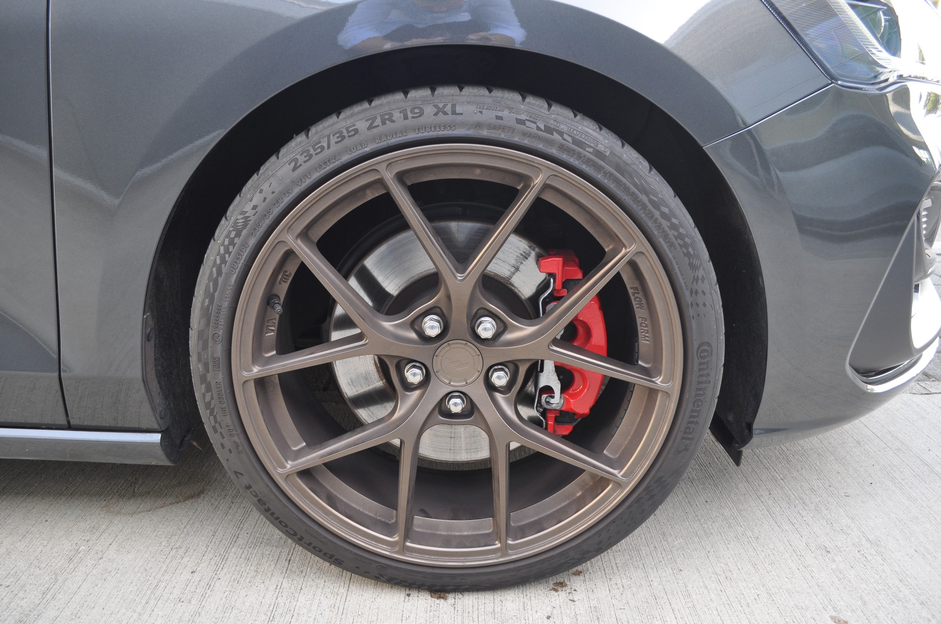 FORD Focus 2.3 ST-image-22
