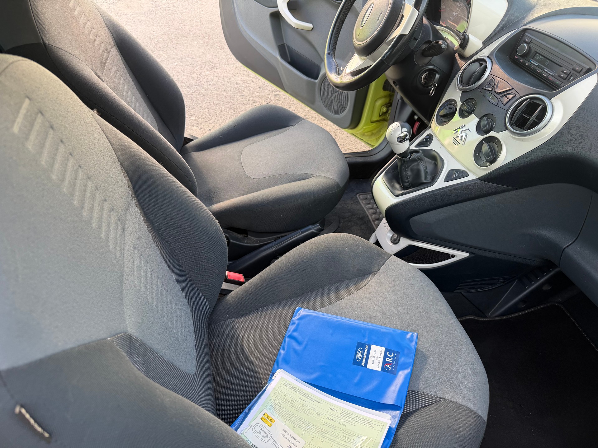 FORD KA 1.25 Titanium-image-8