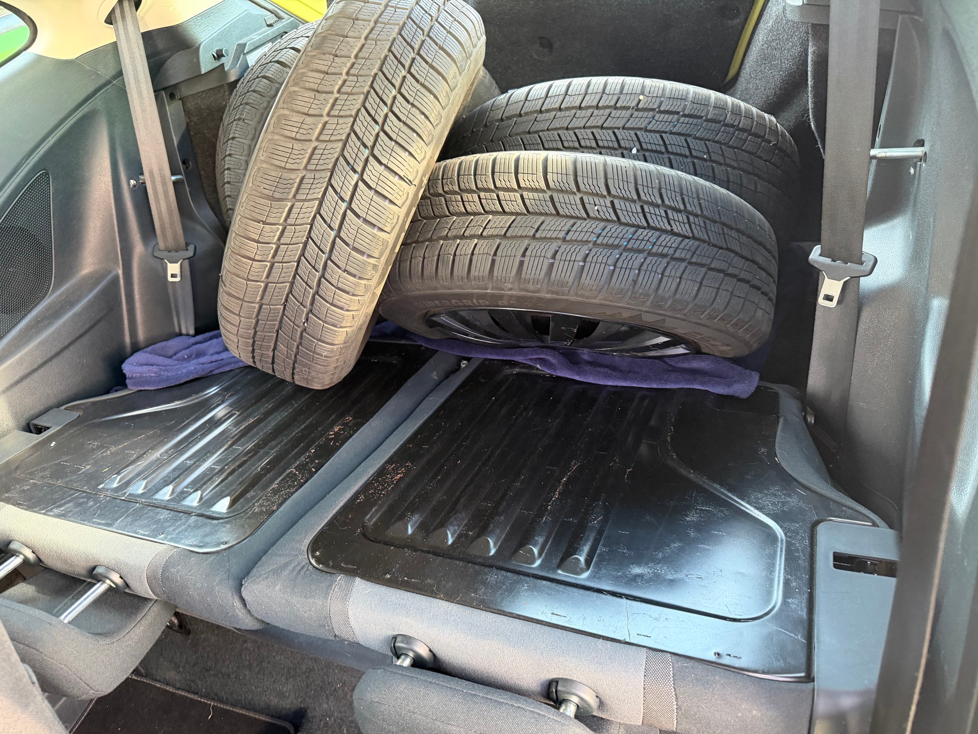 FORD KA 1.25 Titanium-image-10