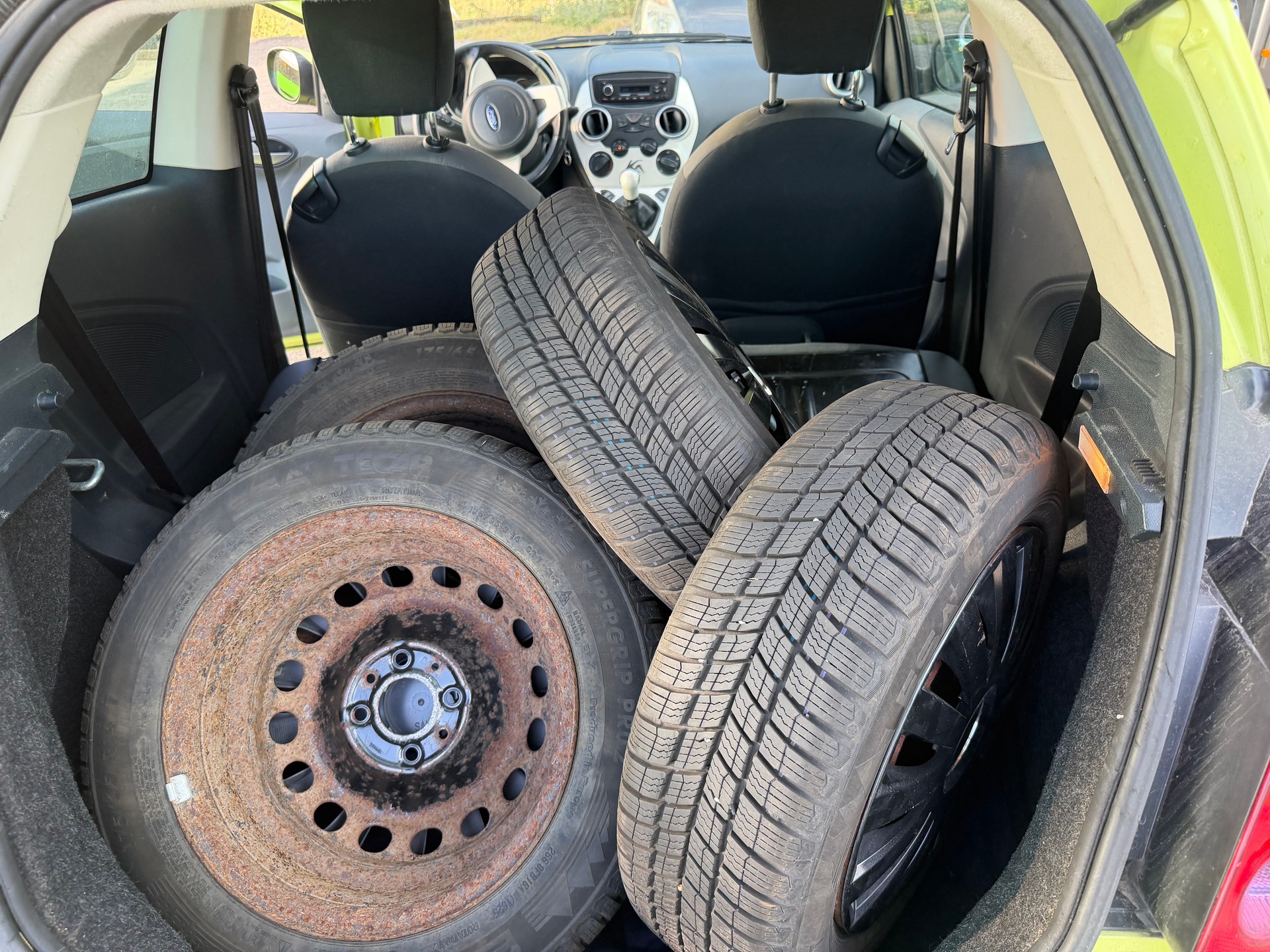 FORD KA 1.25 Titanium-image-9