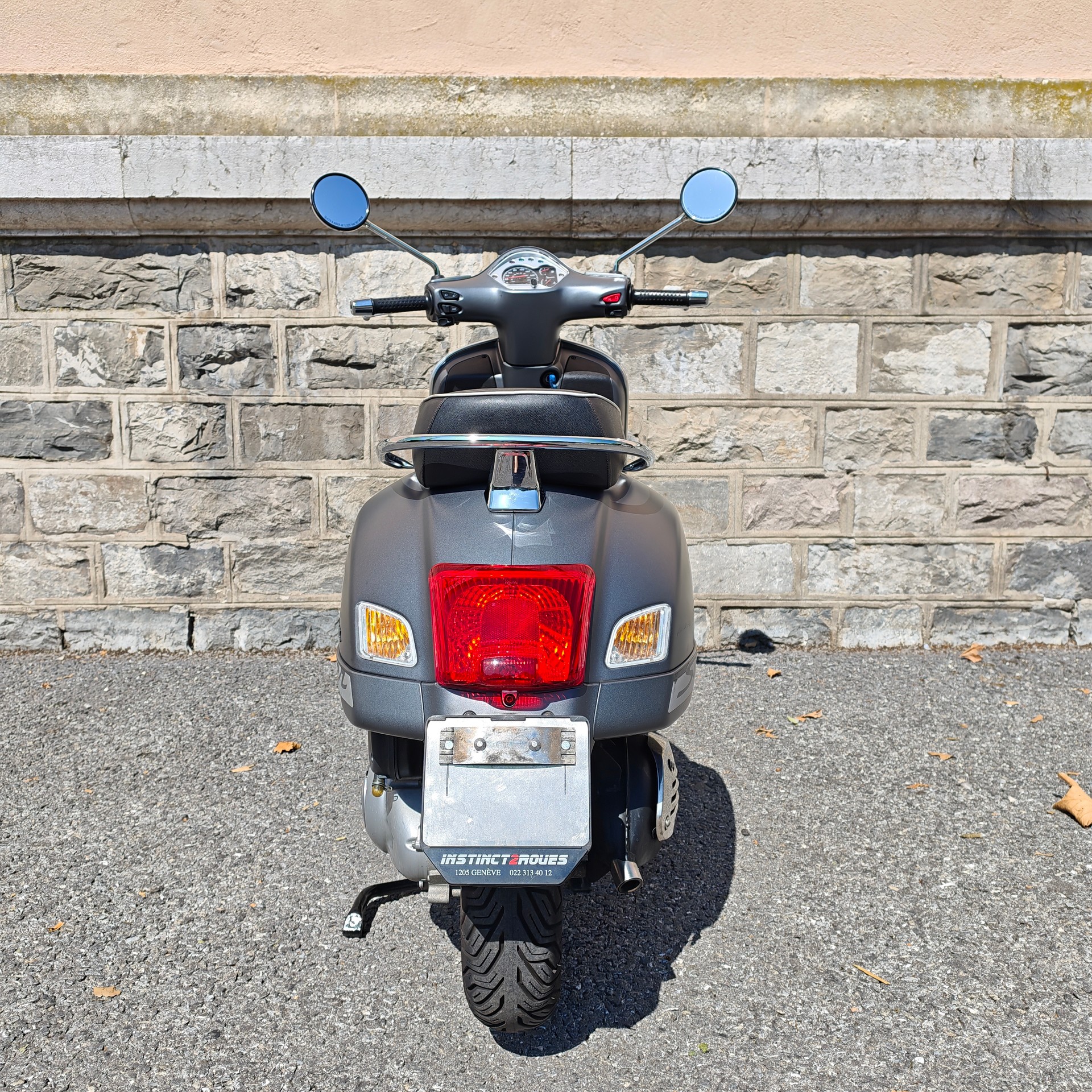 PIAGGIO Vespa GTS Super 300 i.e Sport-showroom-element-3