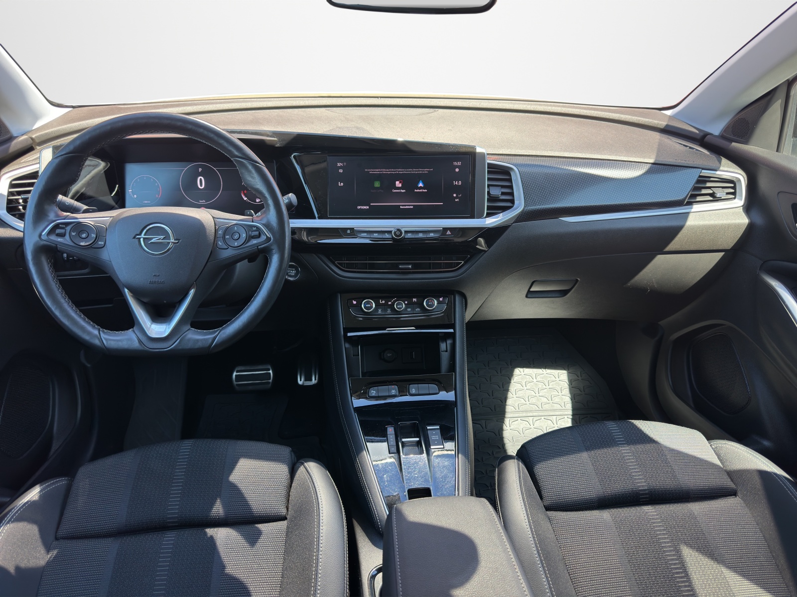 OPEL Grandland 1.2i TP Blitz Automatik-image-10