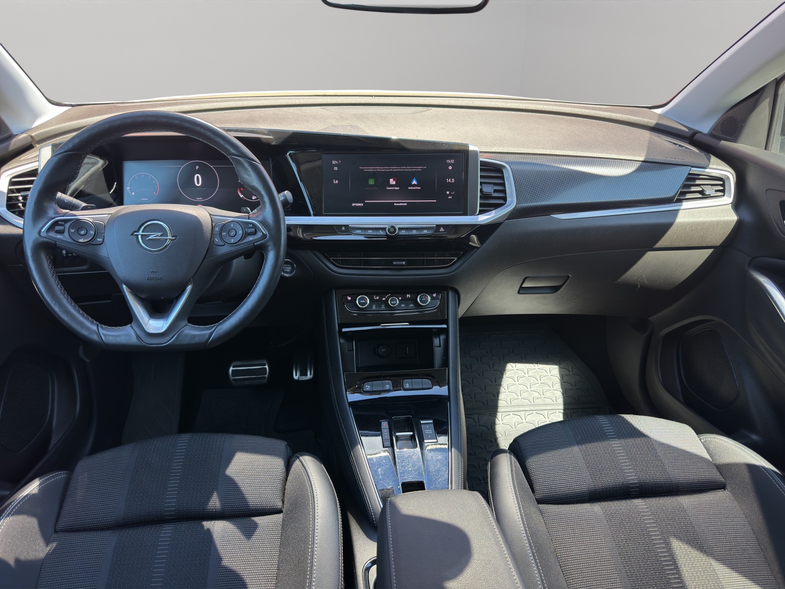 OPEL Grandland 1.2i TP Blitz Automatik-image-10