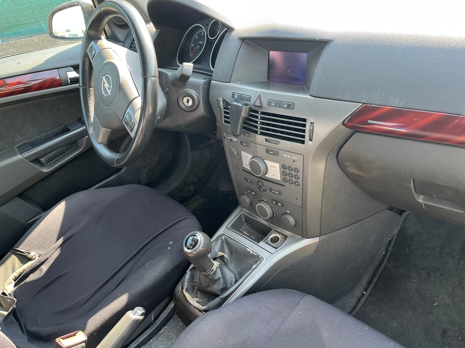 OPEL 6 Gang 1,9i CDTI Kombi Diesel 2 Schlüssel Euro B04-image-8