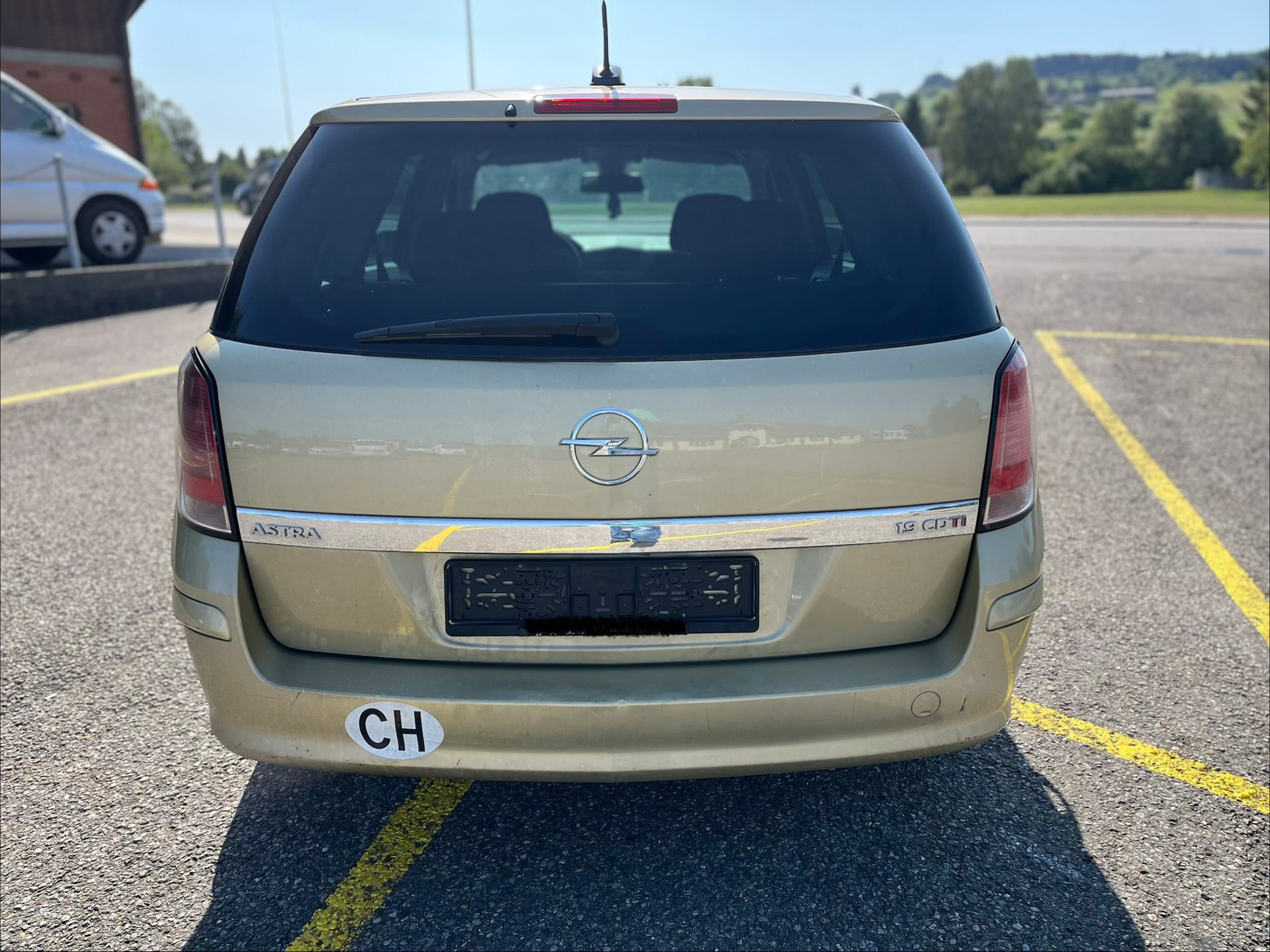 OPEL 6 Gang 1,9i CDTI Kombi Diesel 2 Schlüssel Euro B04-image-4